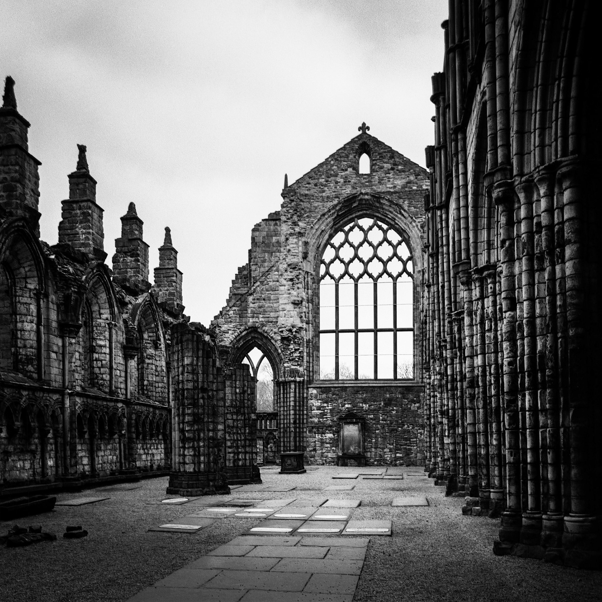 Holyrood Palace Ruins - Edinburgh Scotland