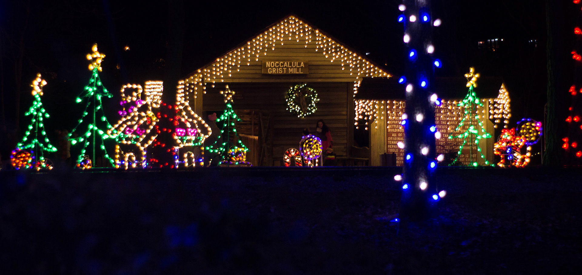 Expanse Productions - Christmas at the Falls | Noccalula Falls Park