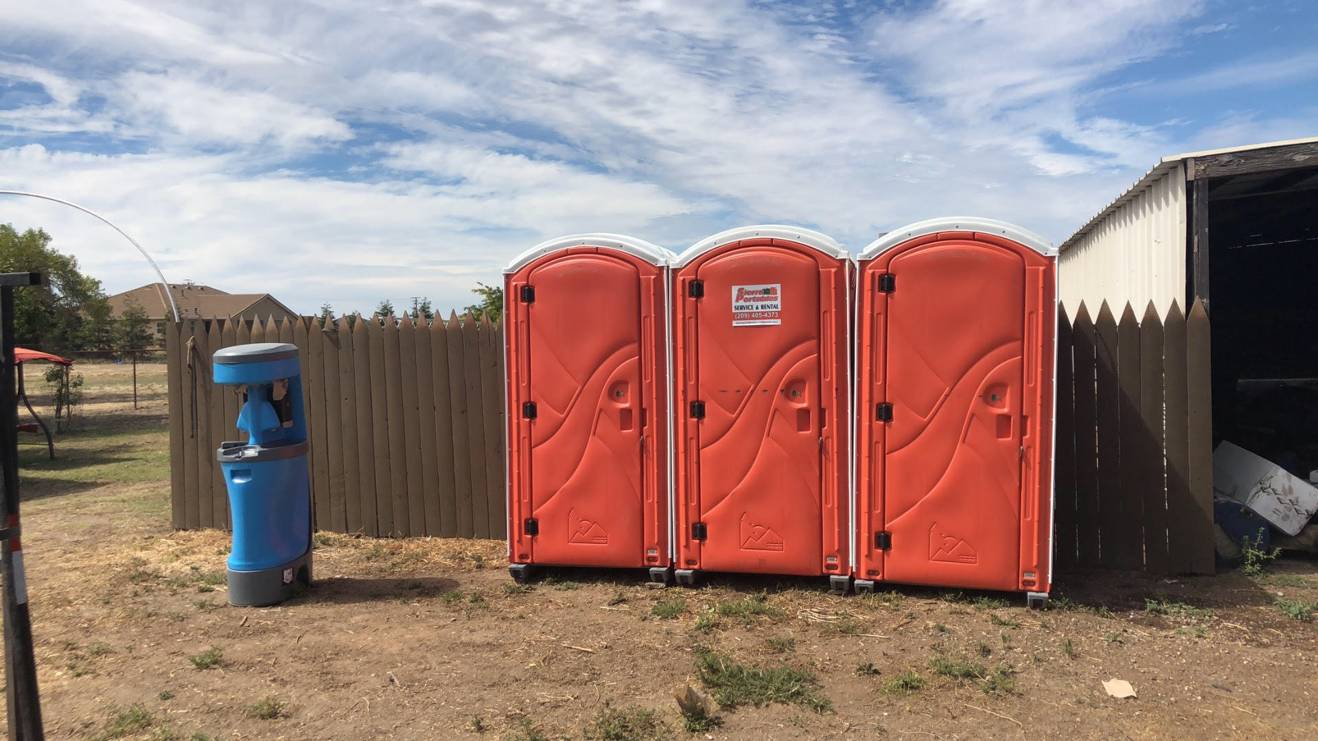 Home Triple Toilet Setup