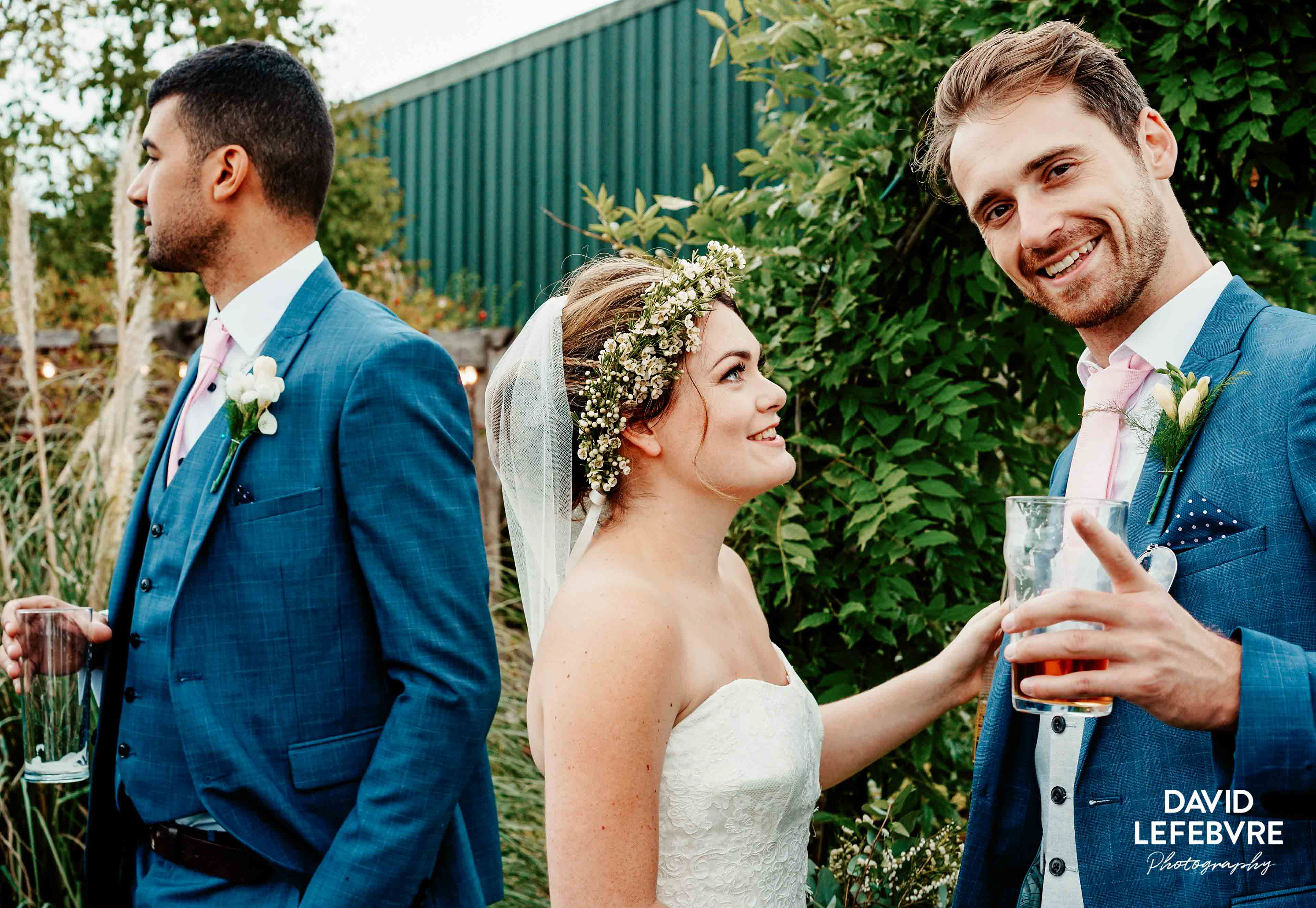 bride consulting best man at owen barn house wedding