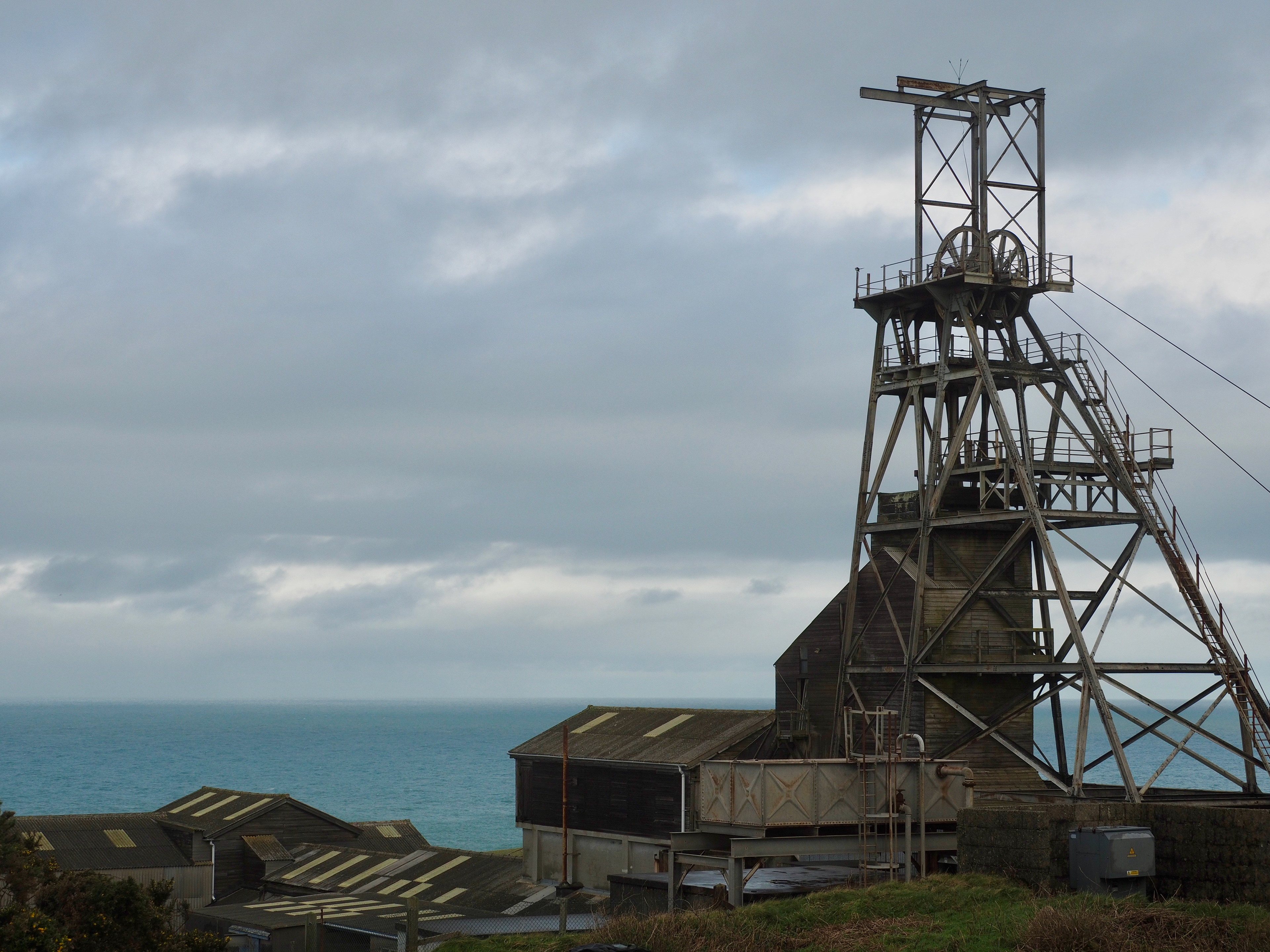 Jutta Brueck - Tin mining in Cornwall along the coast - until 1991