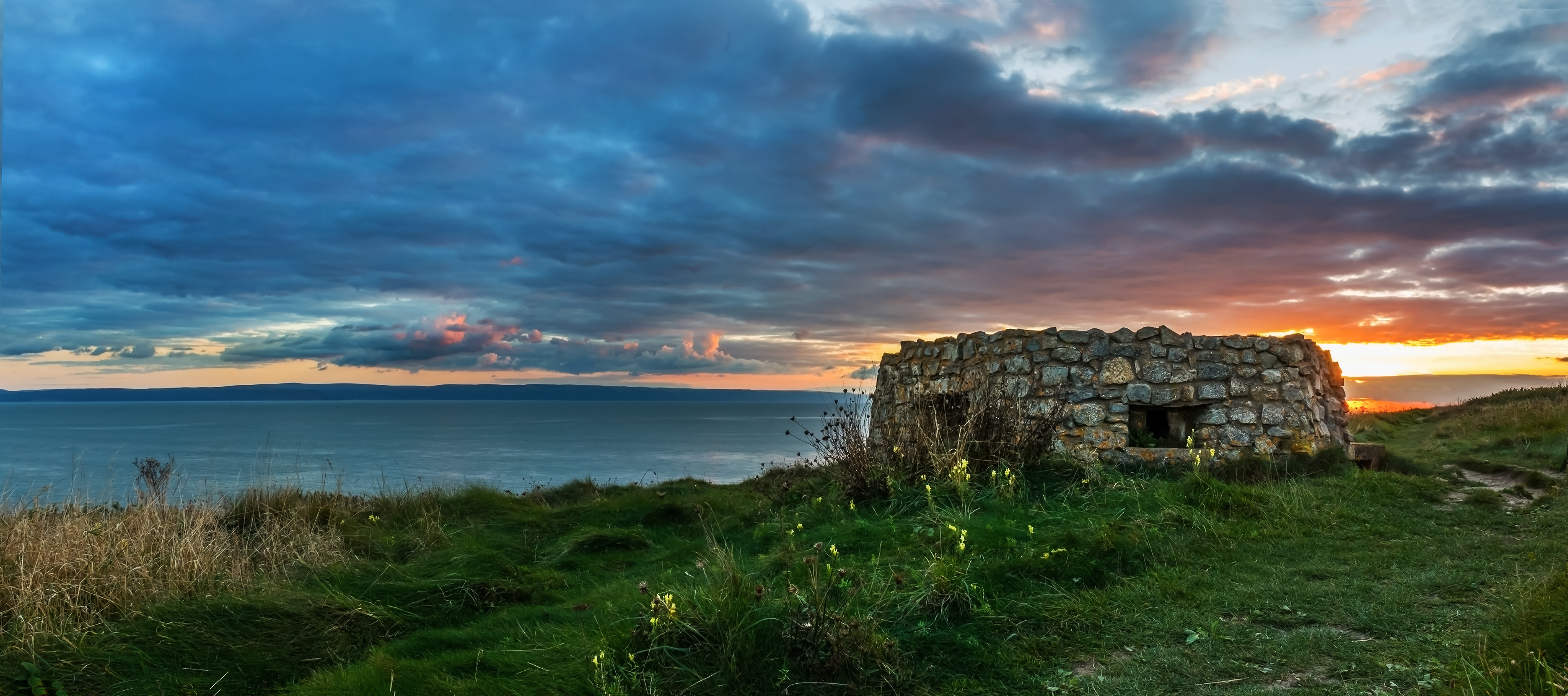 Llantwit Clifftop Pillbox