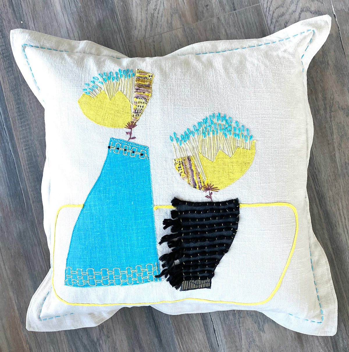 Two vases pillow