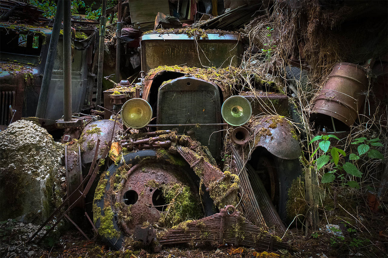 Le temps perdu ne se rattrape plus / Car Graveyard, France