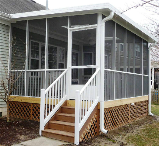 Screen Room with Railing