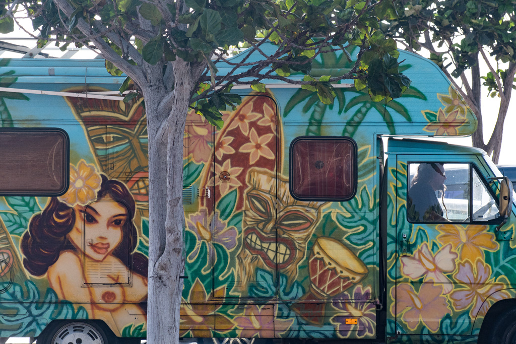 Van Art, Los Canariens