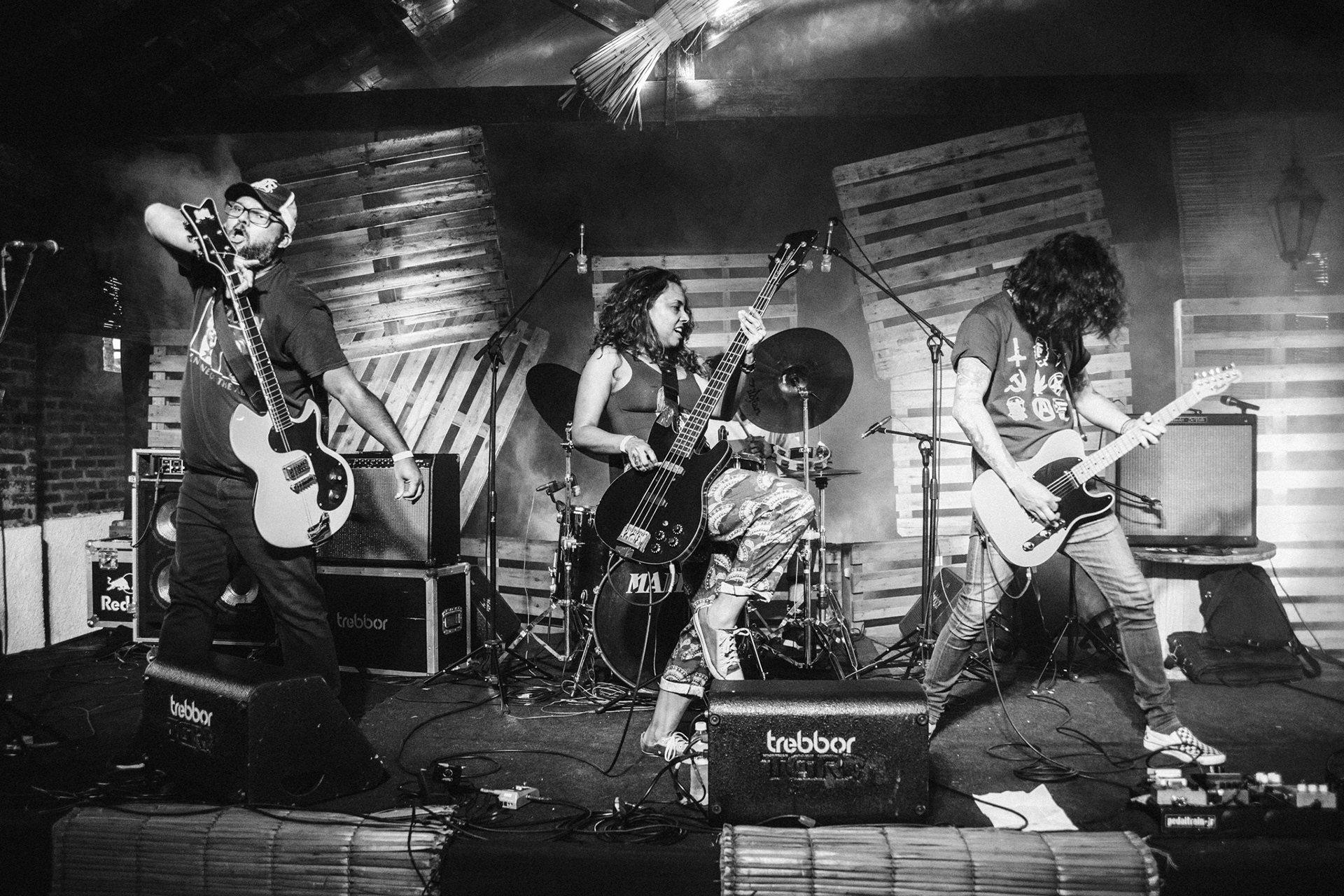 Camarones Orquestra Guitarrística @ Locomotiva Festival 2018