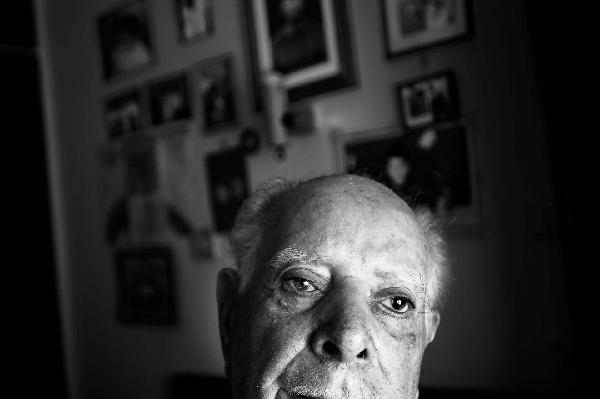 Once the war was over, he walked for six days back home to Trikala, where the tragedy was awaiting him. – I lost ten members of my family. In 1939 I went to Thessaloniki and visited my sister, that was the last time I saw her.