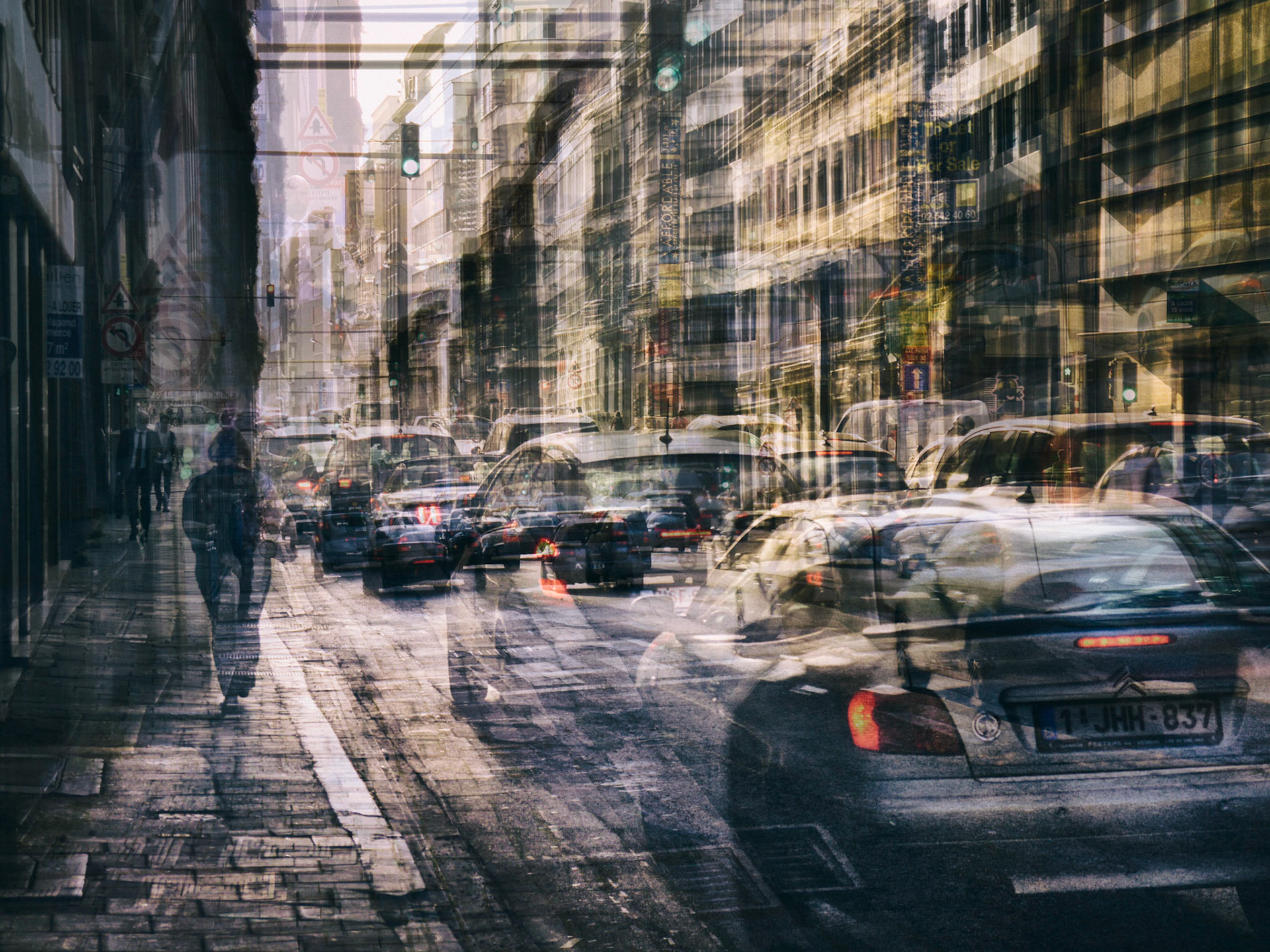 "City life" - available through Mikemuka