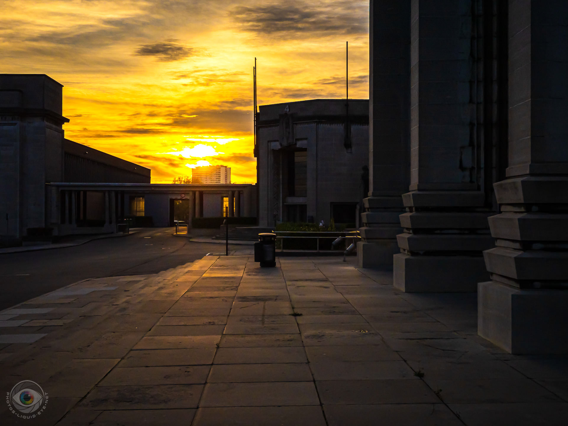 Brussels Expo Hall 5 Sunset