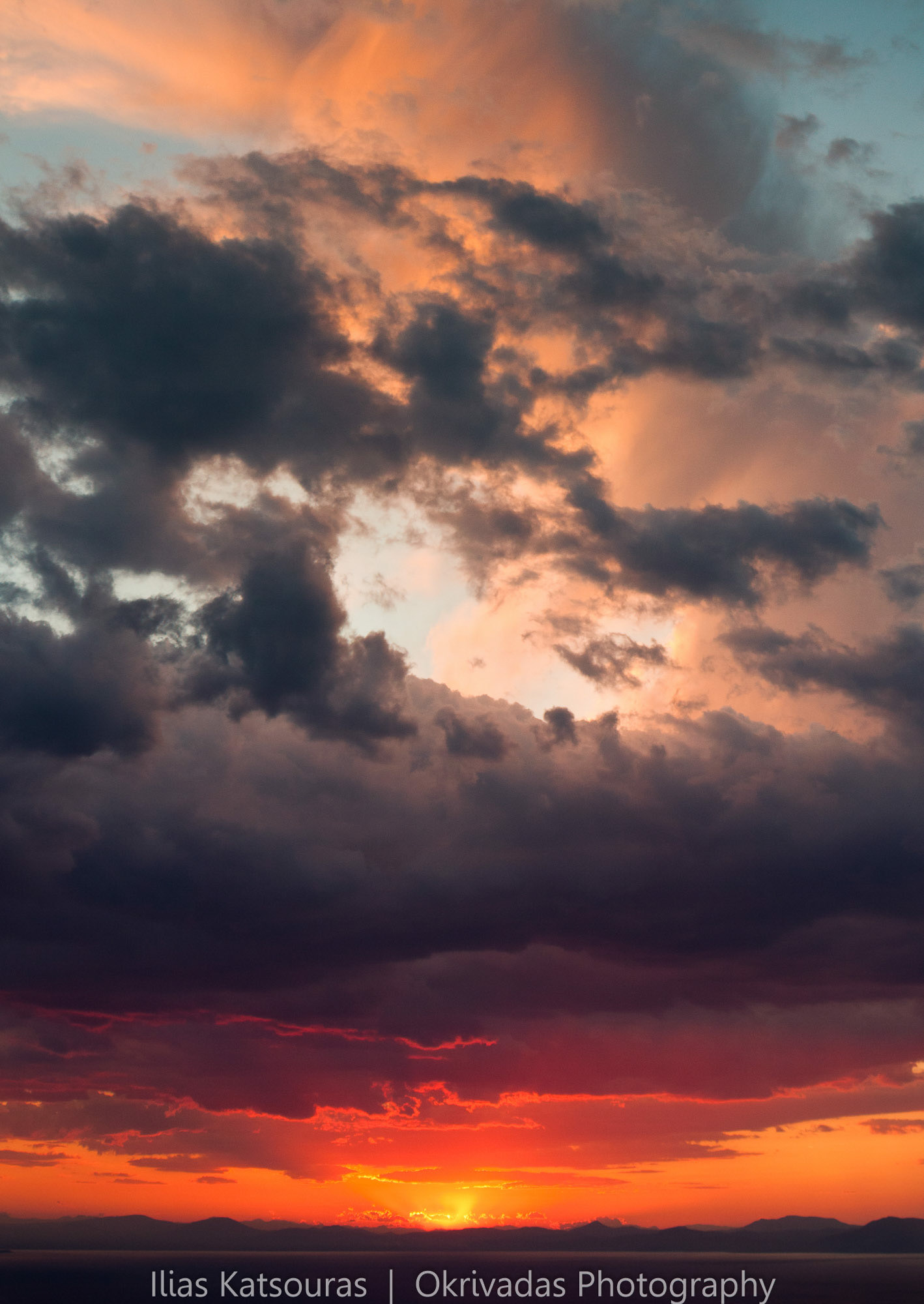 sky,sunset,red,ουρανός,ηλιοβασίλεμα,κόκκινο,burning,