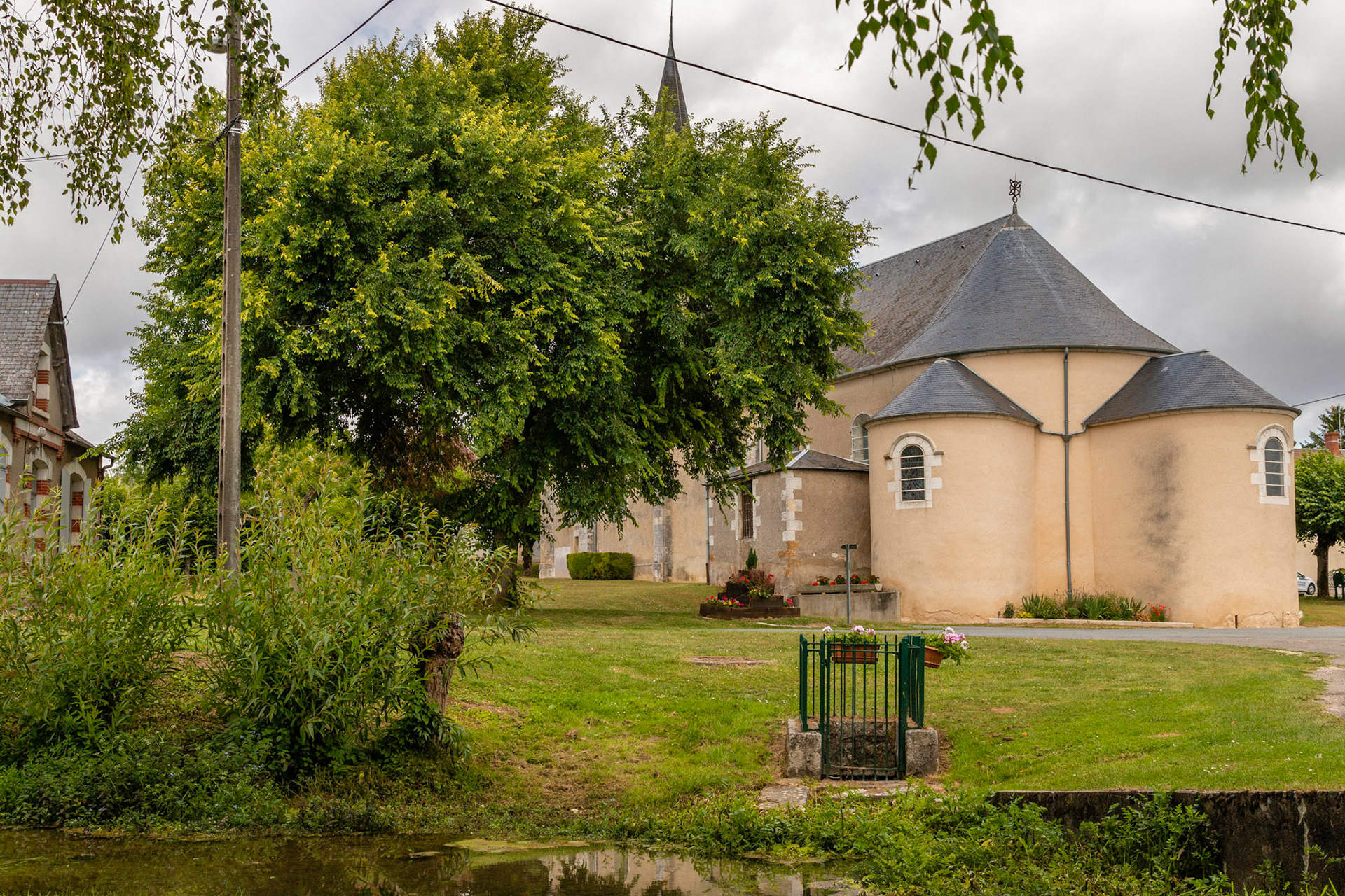 Eglise de Jalognes