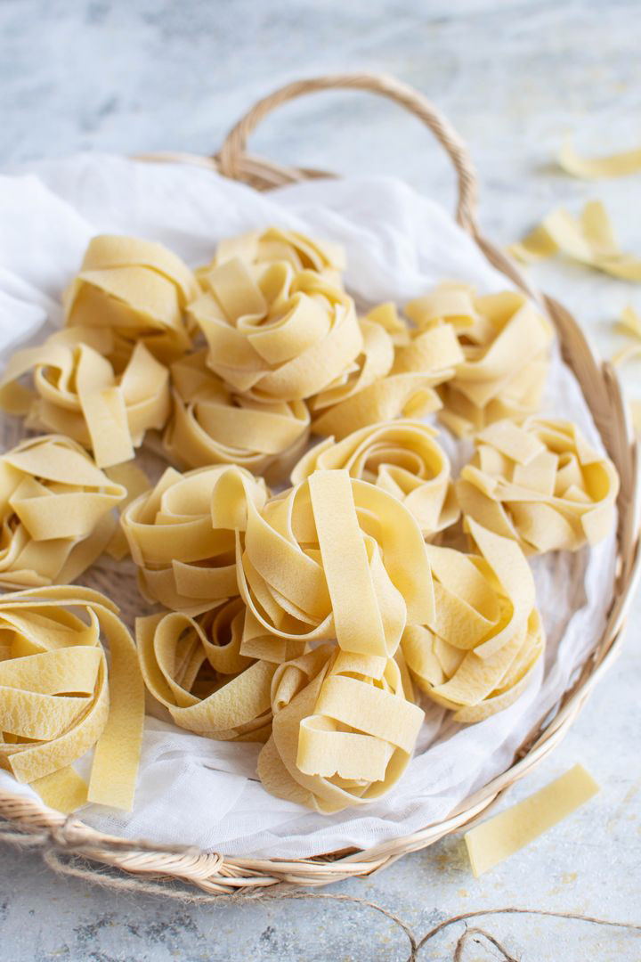 Parpadelle pasta