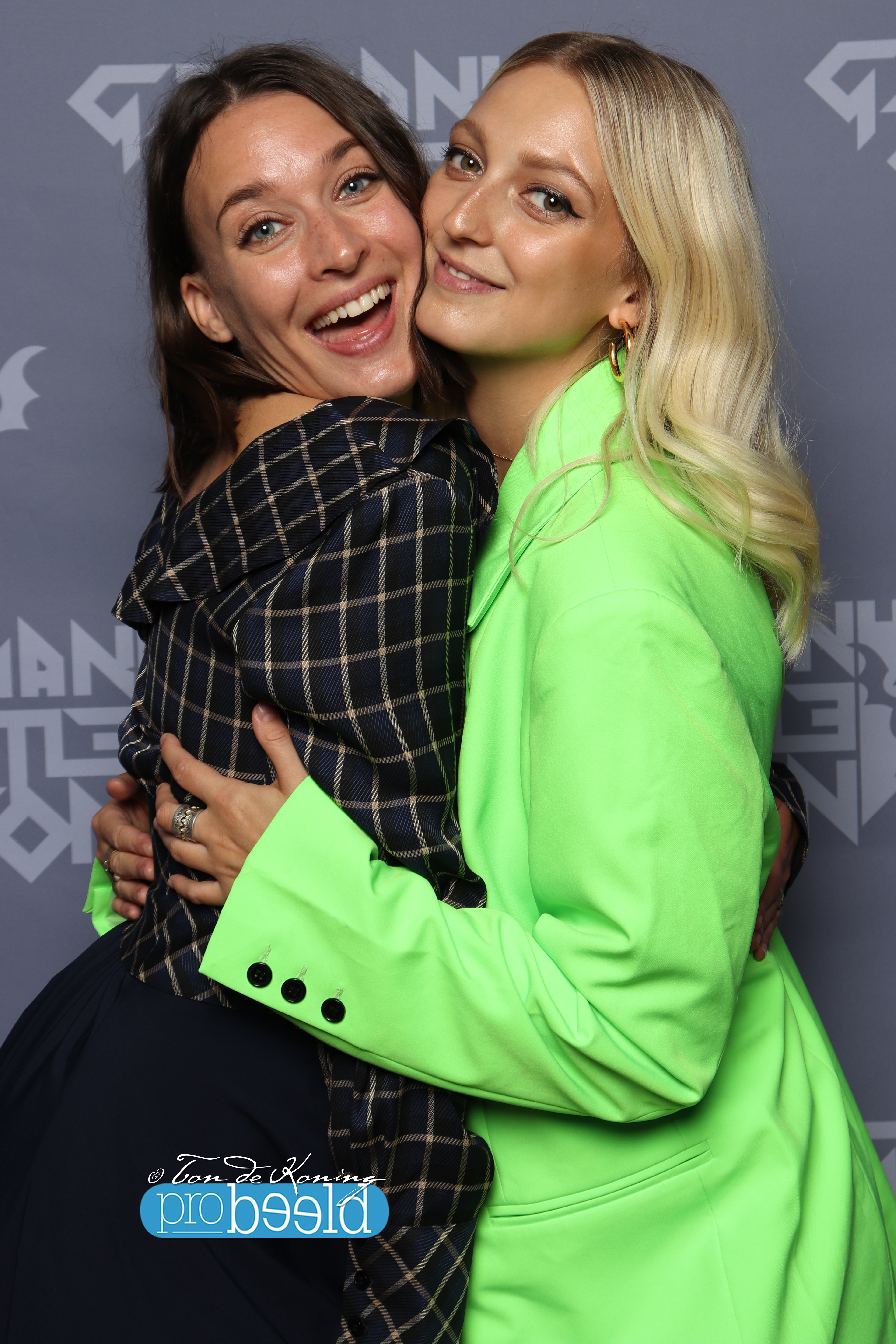 Josefin Asplund & Georgia Hirst