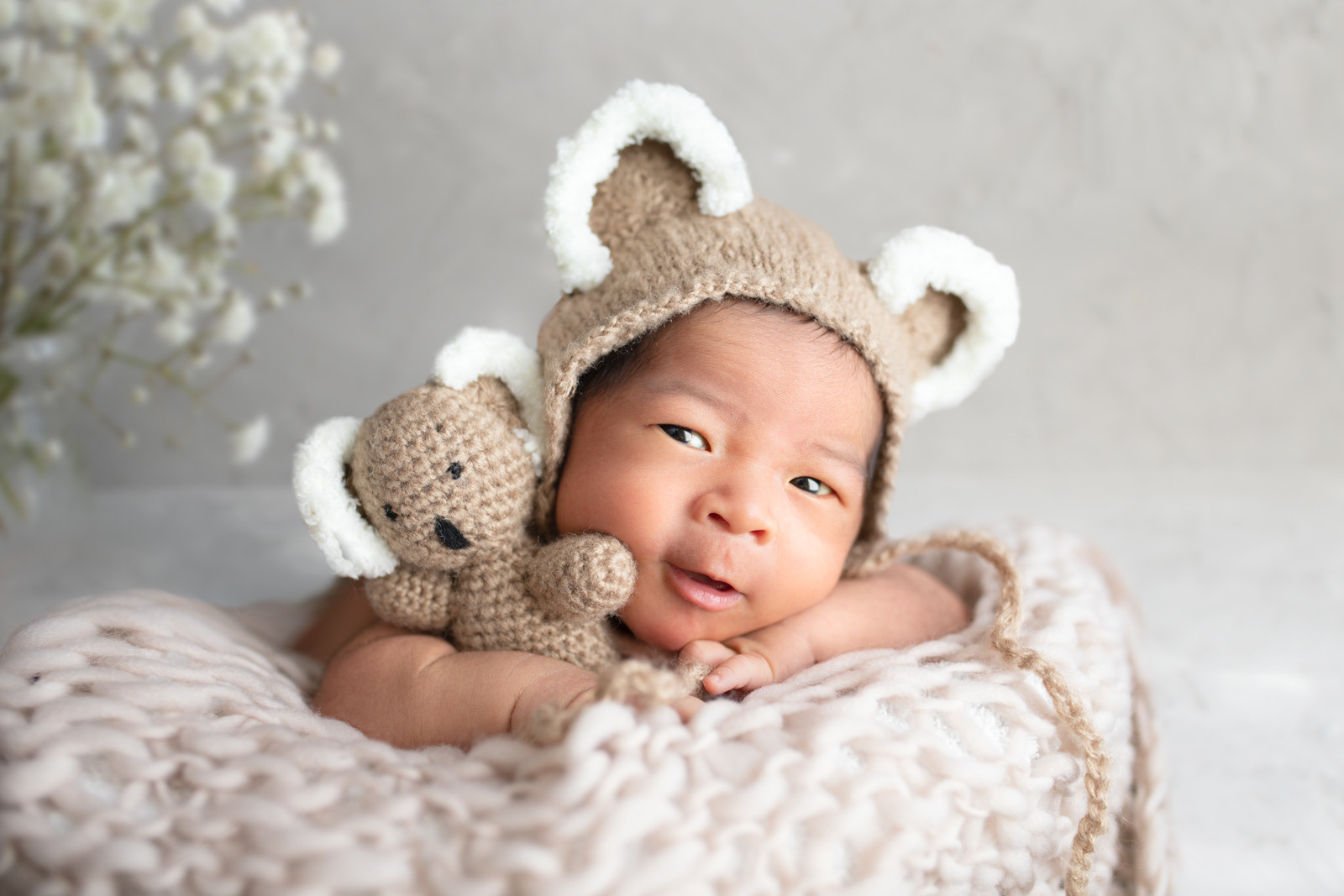 Newborn photo session in Canberra.
