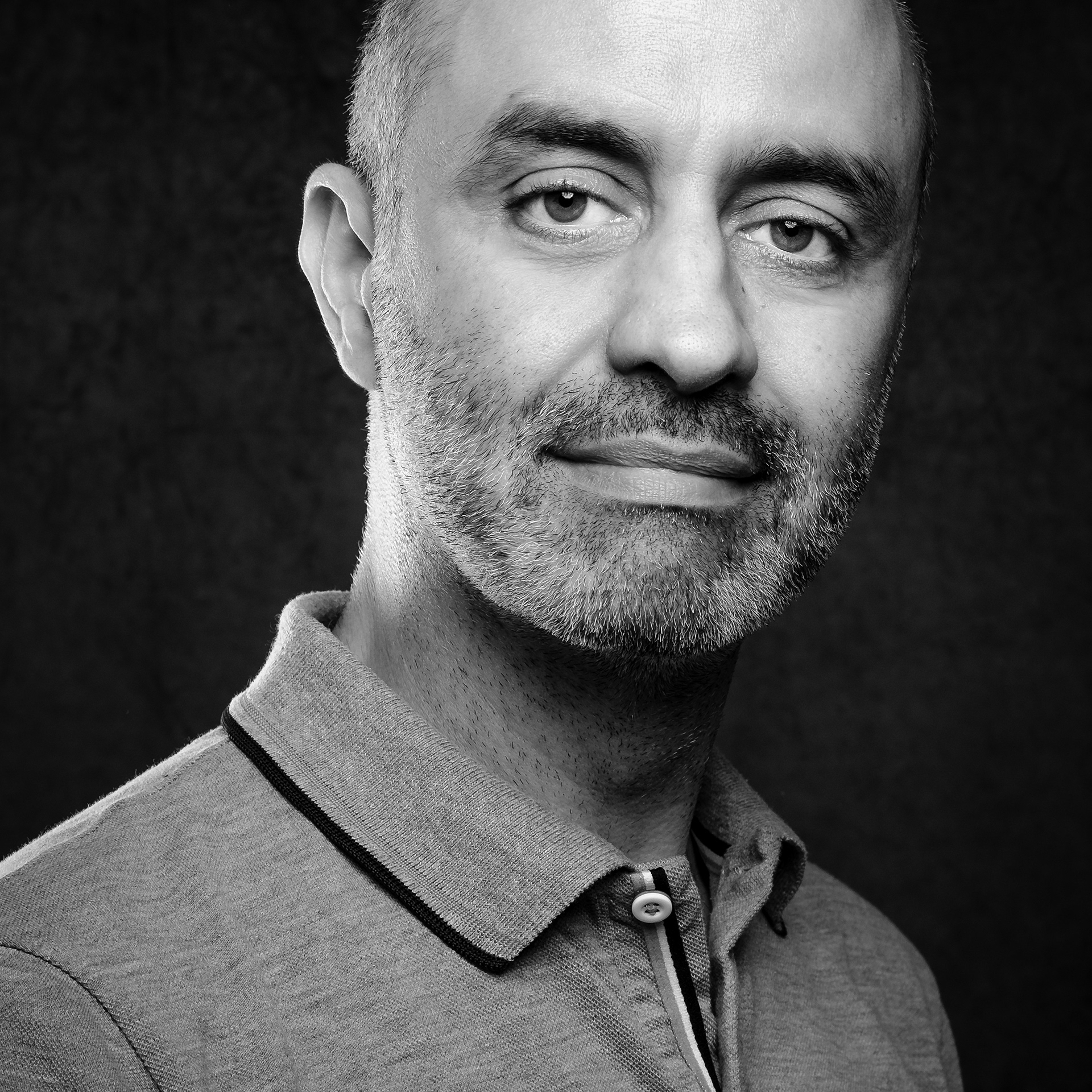 Retrato preto branco Mario Brandao