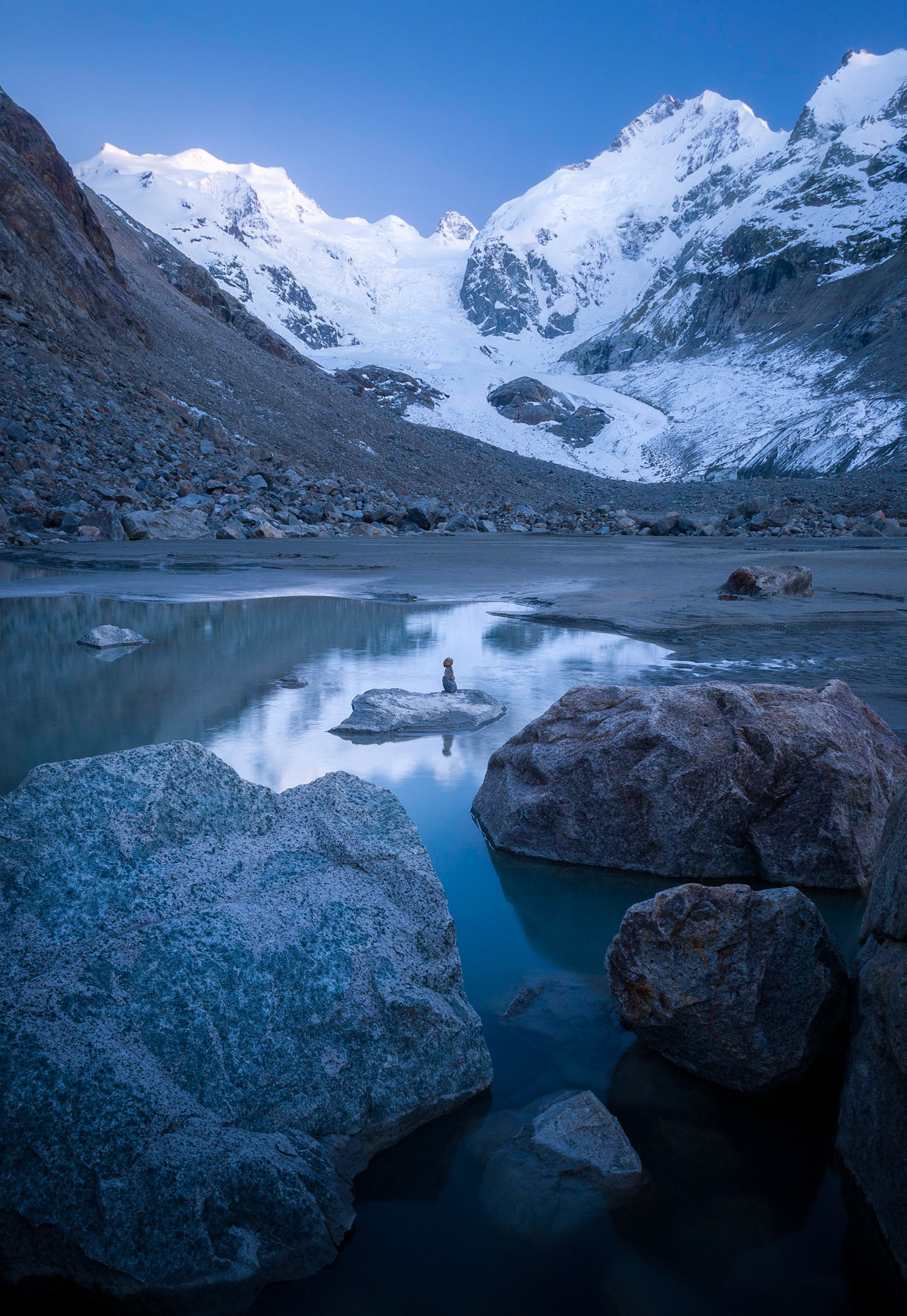 Blaue Stunde am Morteratschgletscher