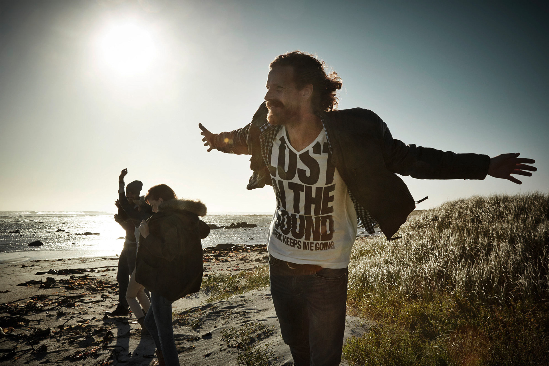 Autumn day at the beach, lifestyle, people, styling, www.berndopitz.com, © Bernd Opitz
