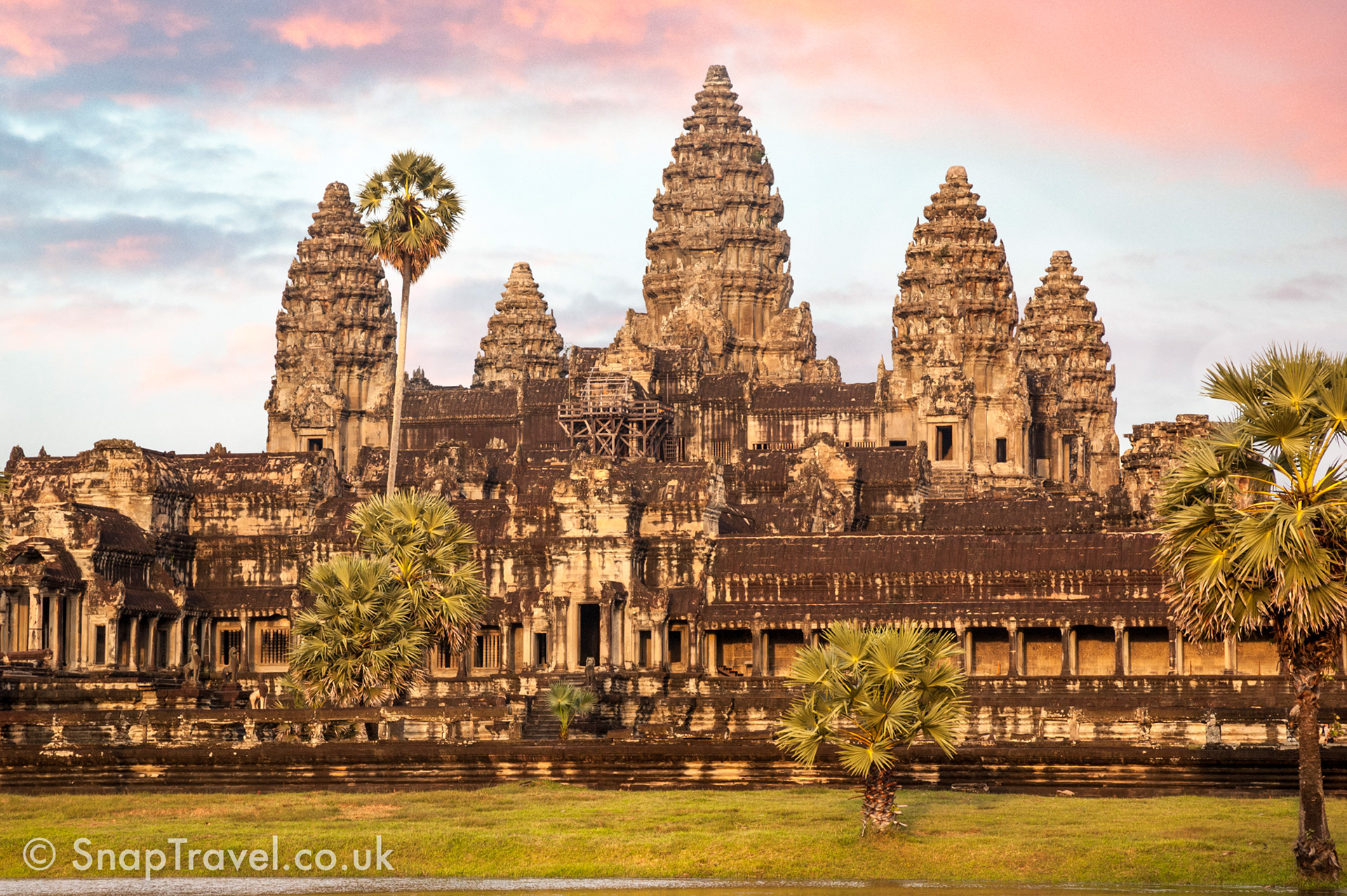 Snap Travel Photography by Thomas Bradford - A Postcard View Of Angkor Wat