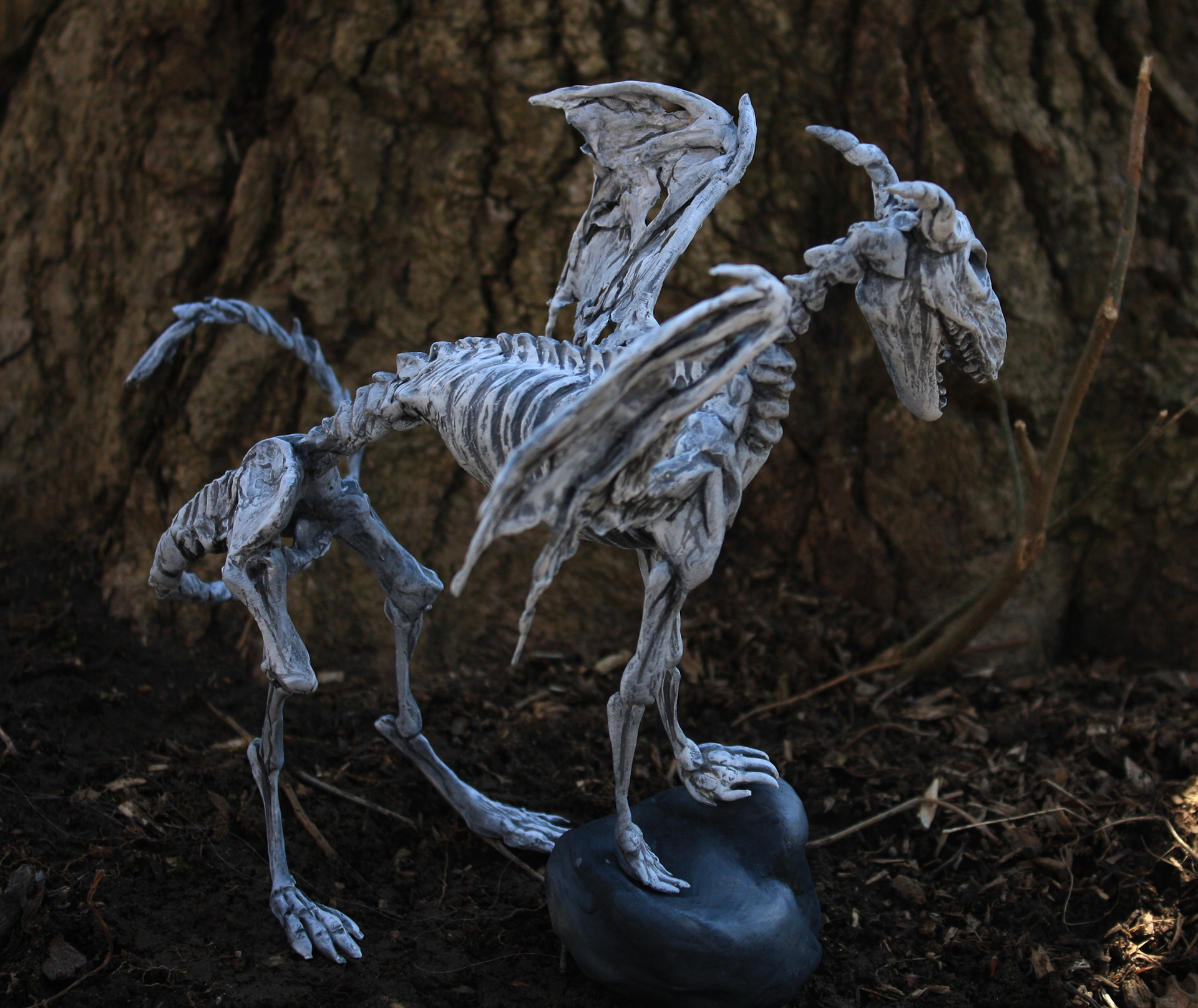Quequinox Art Skeleton Dragon