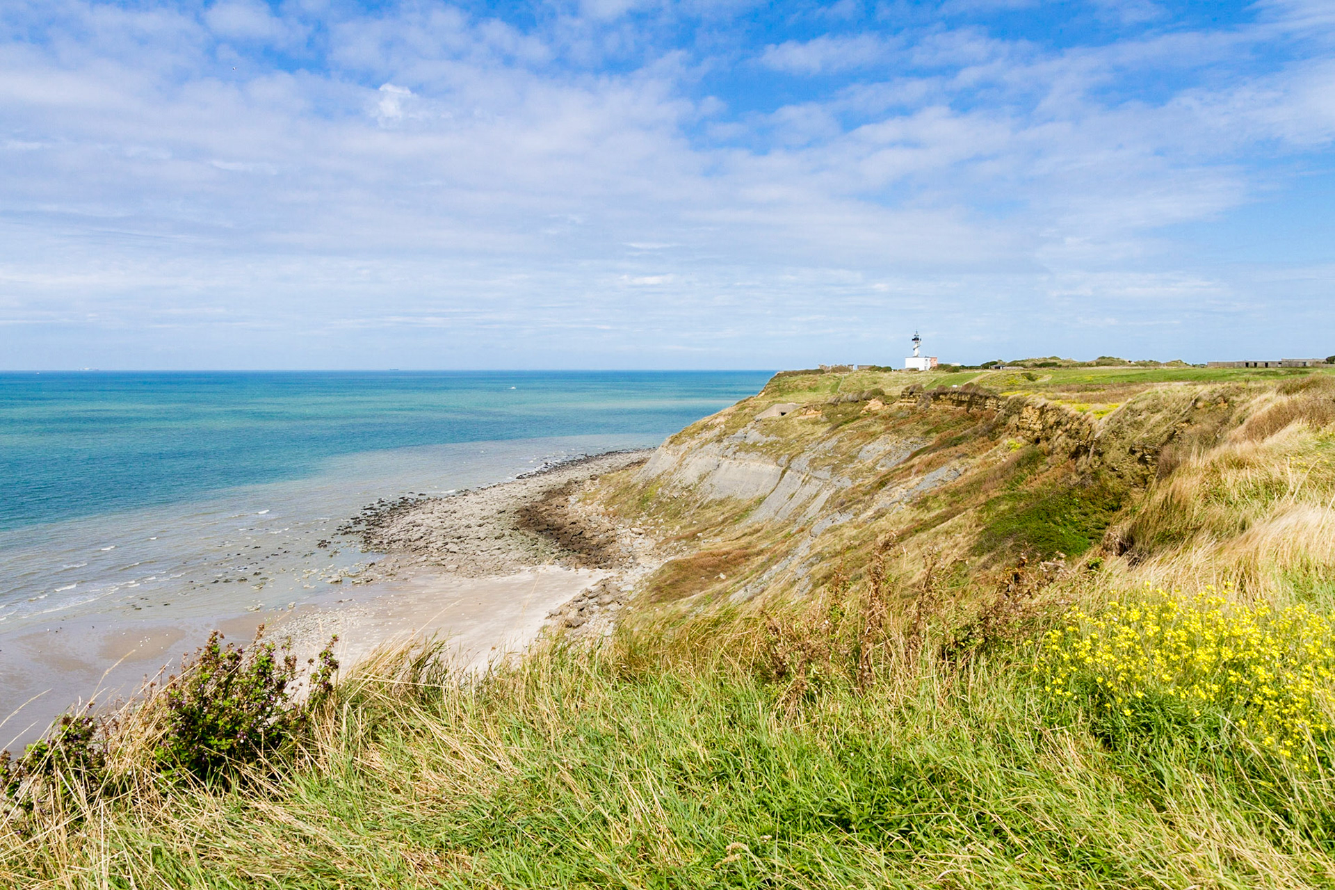 Le cap et le phare d'Alprech