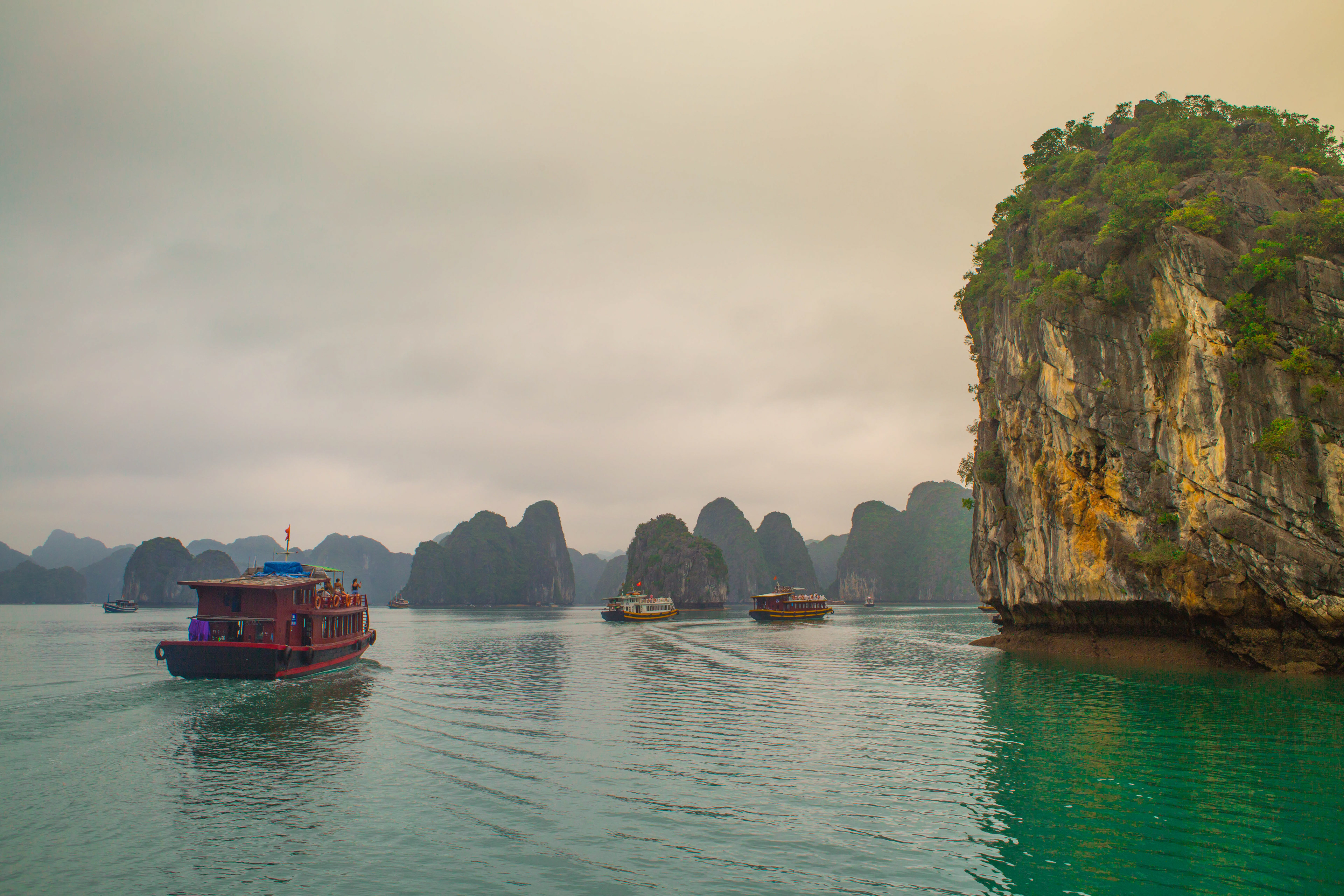 Vietnam, Ha Long Bay