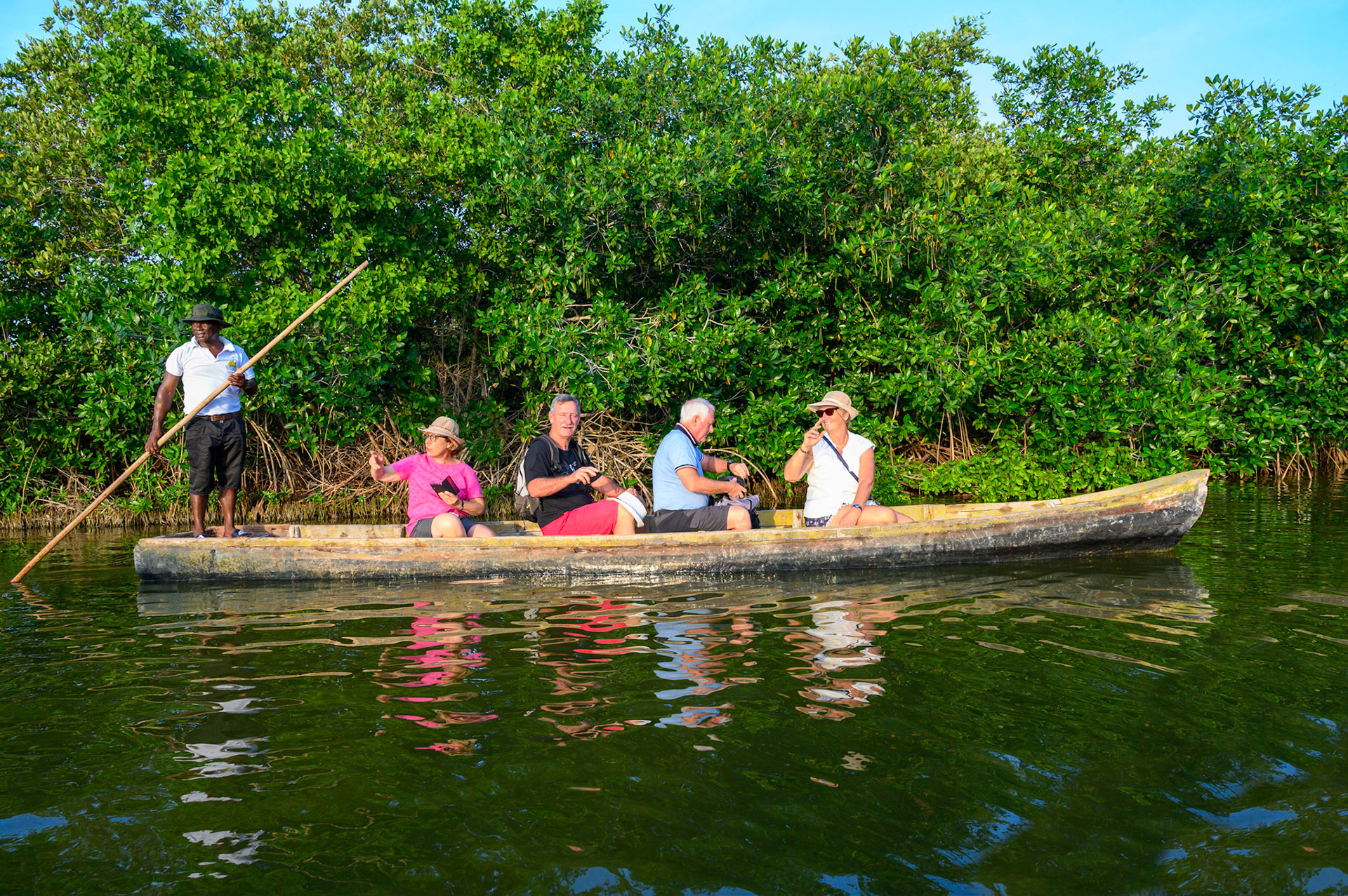 Ballade en pirogue dans la Cienaga de Tesca