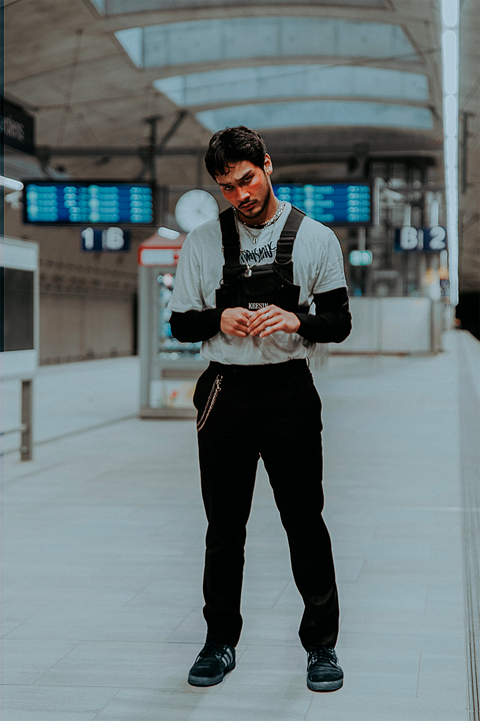 Daniel in Fradaismus Apparel (Dimas Faro)