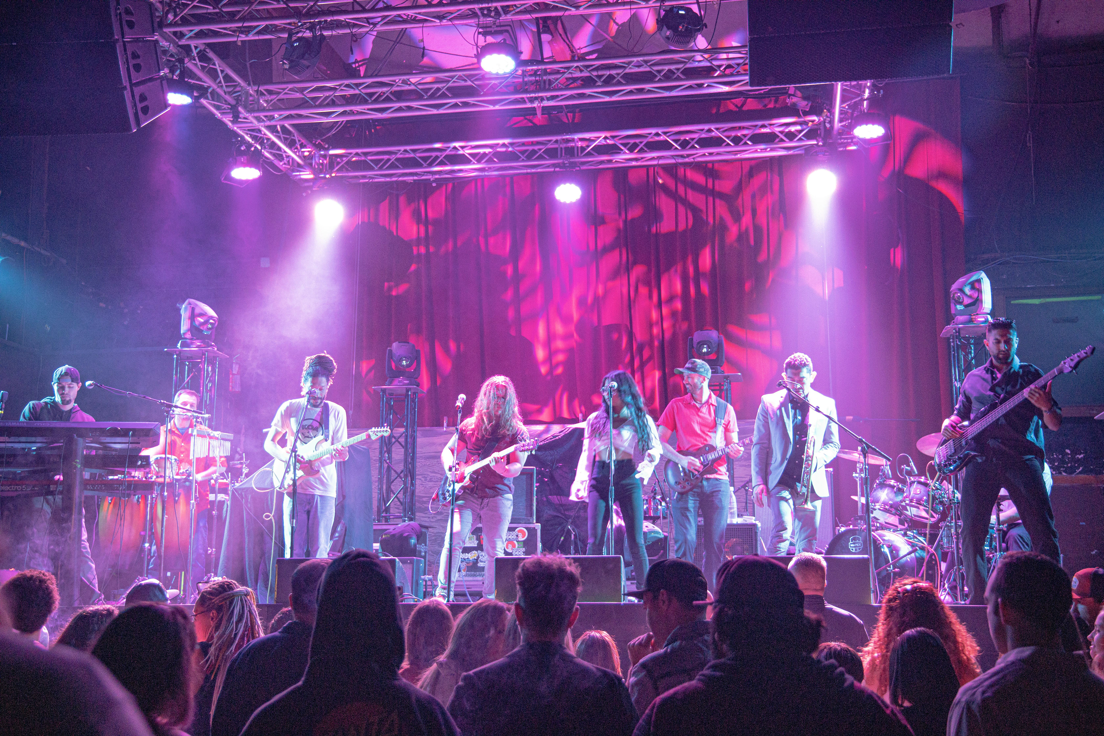 Thrive (@Thrivingmusic) at the Catylast Club