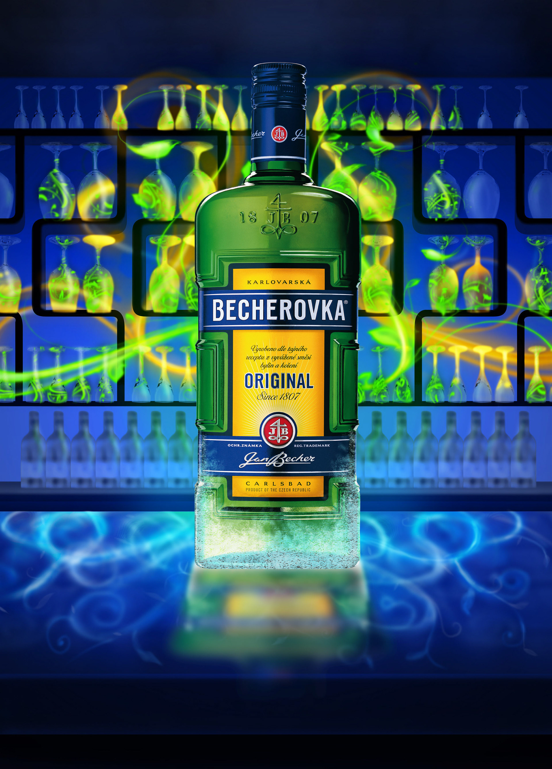 Бехеровка фото. Чешская водка Бехеровка. Ликер Бехеровка 38% 07. Ликер Becherovka 0 5 Чехия. Водка Чехия Becherovka.