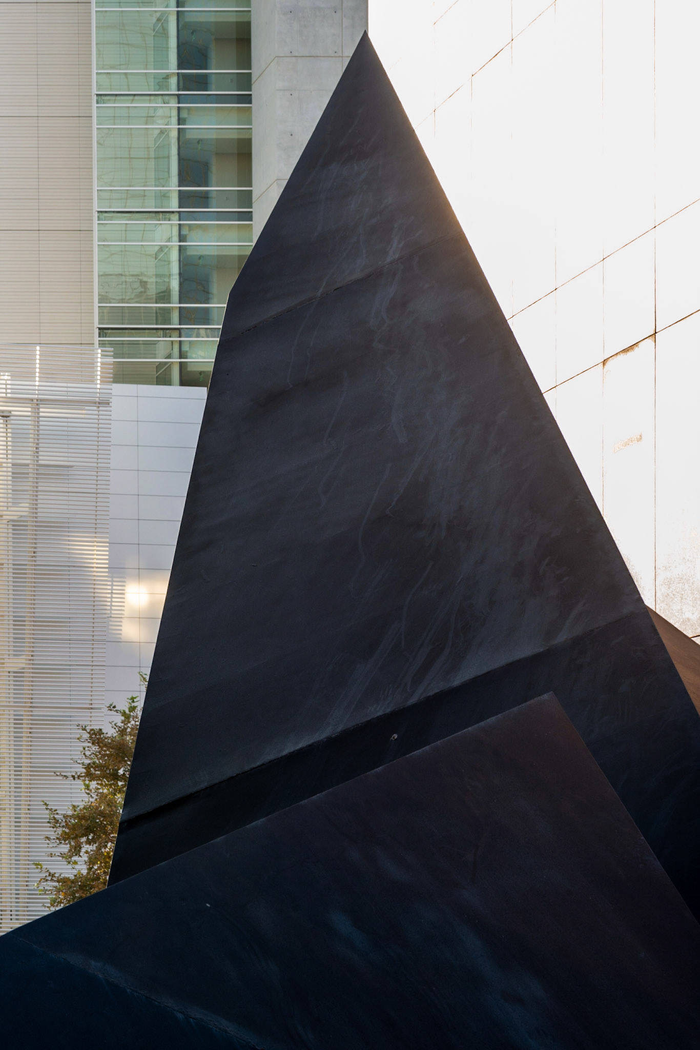 Beverly Stoll Pepper Sculpture outside of the Edward J. Schwartz Federal Building, San Diego, 2014