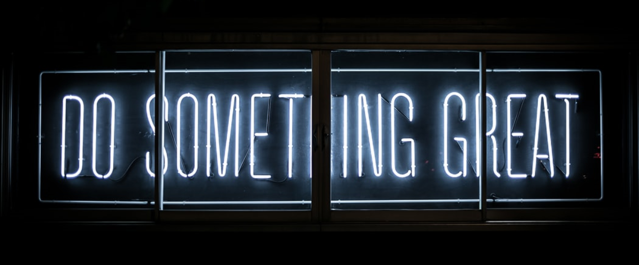 image with text as "Do something great"
