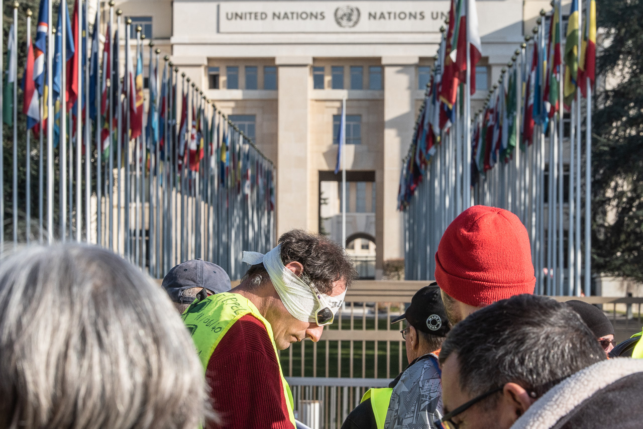 2019 - MANIFESTATION DE GILETS JAUNES - PLACE DES NATIONS - GENEVE