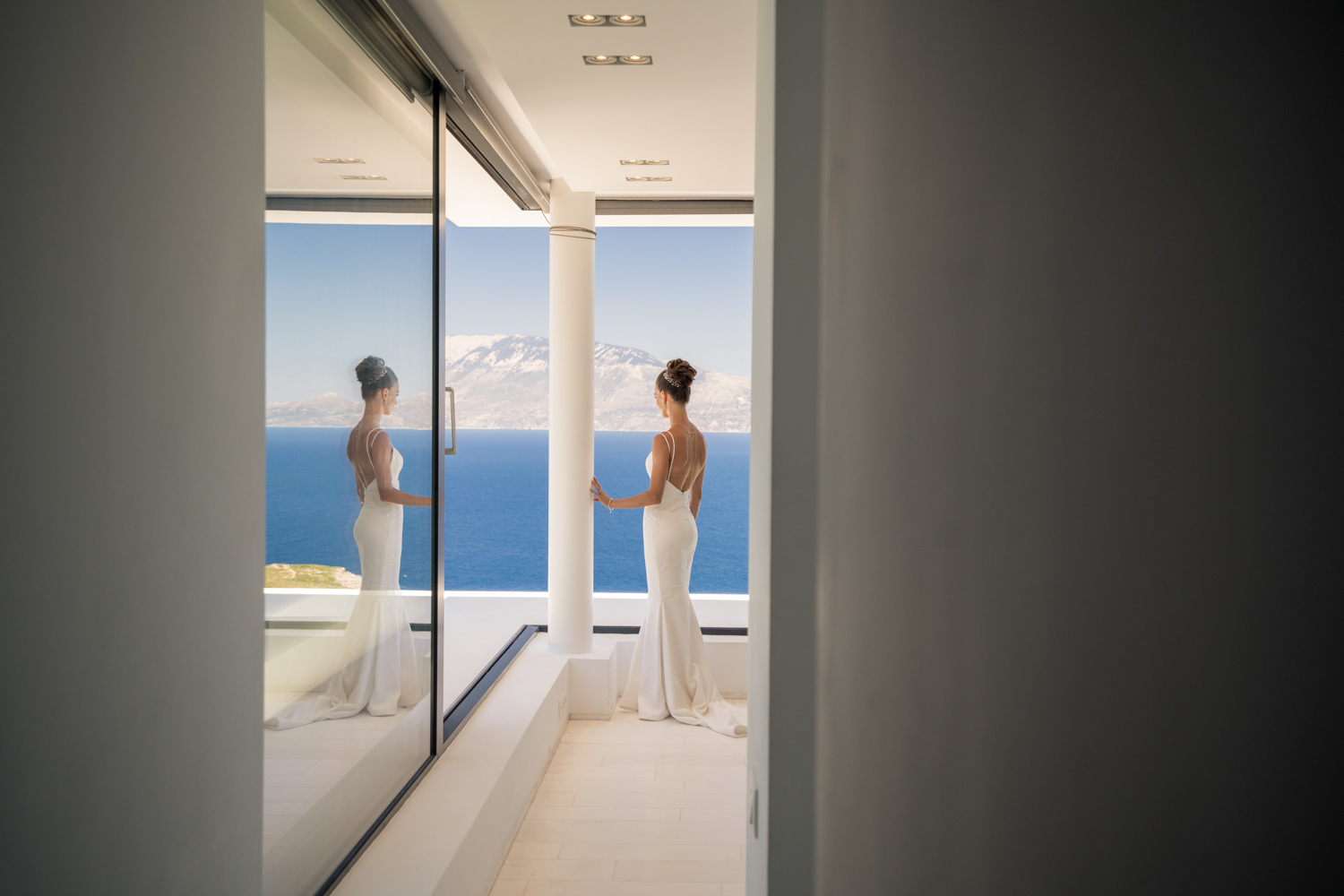 Pridal preparation with great views at the Ionian Sea.