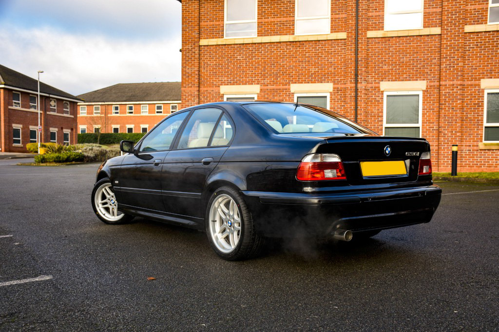 Jet One Gallery - BMW E39 530i Sport Champagne Edition II