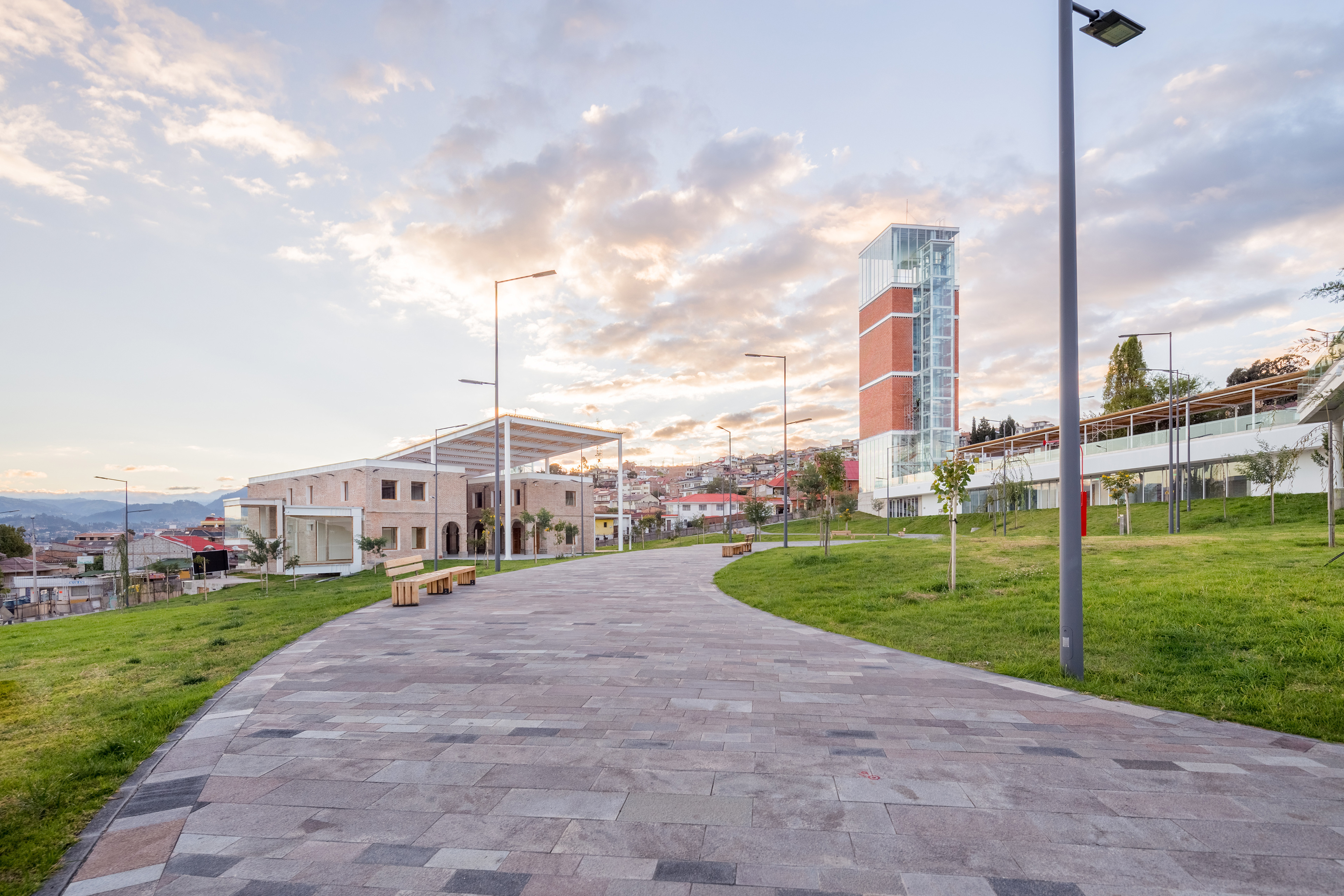 DFC v.i.s.u.a.l.s PARQUE LA LIBERTAD