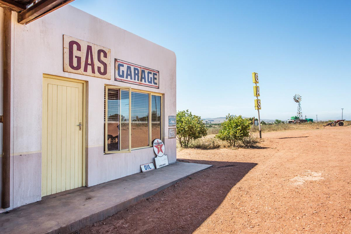 Kapstadt Gas Station /// JUERGEN HOFFMANN PHOTOGRAPHY