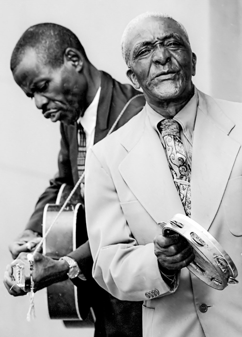 Buskers
