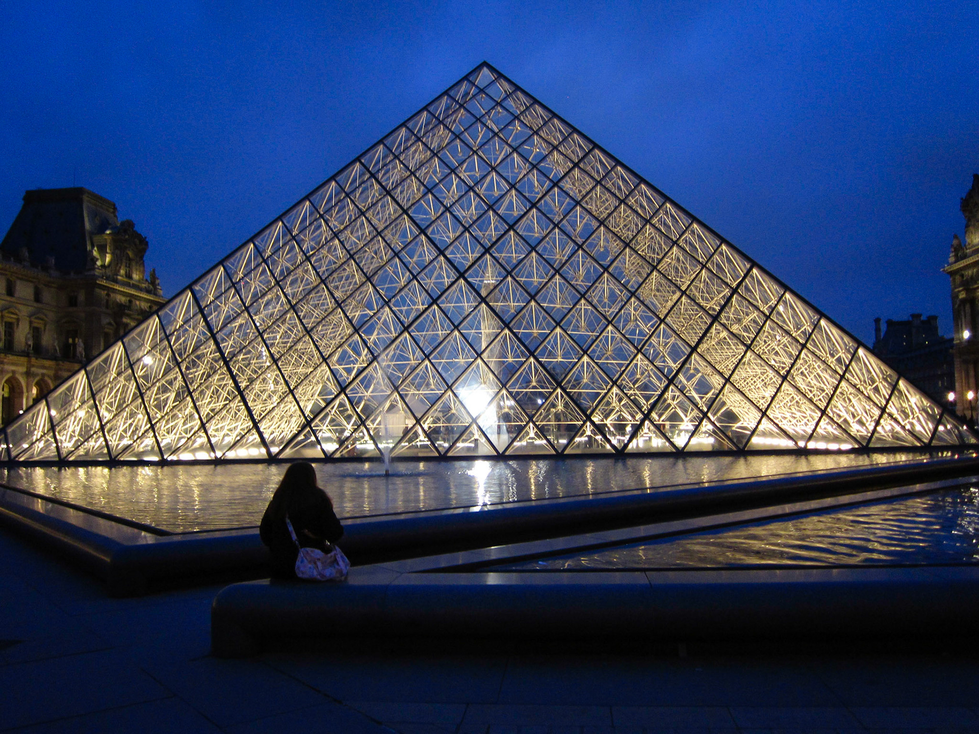 Pei Pyramid Paris