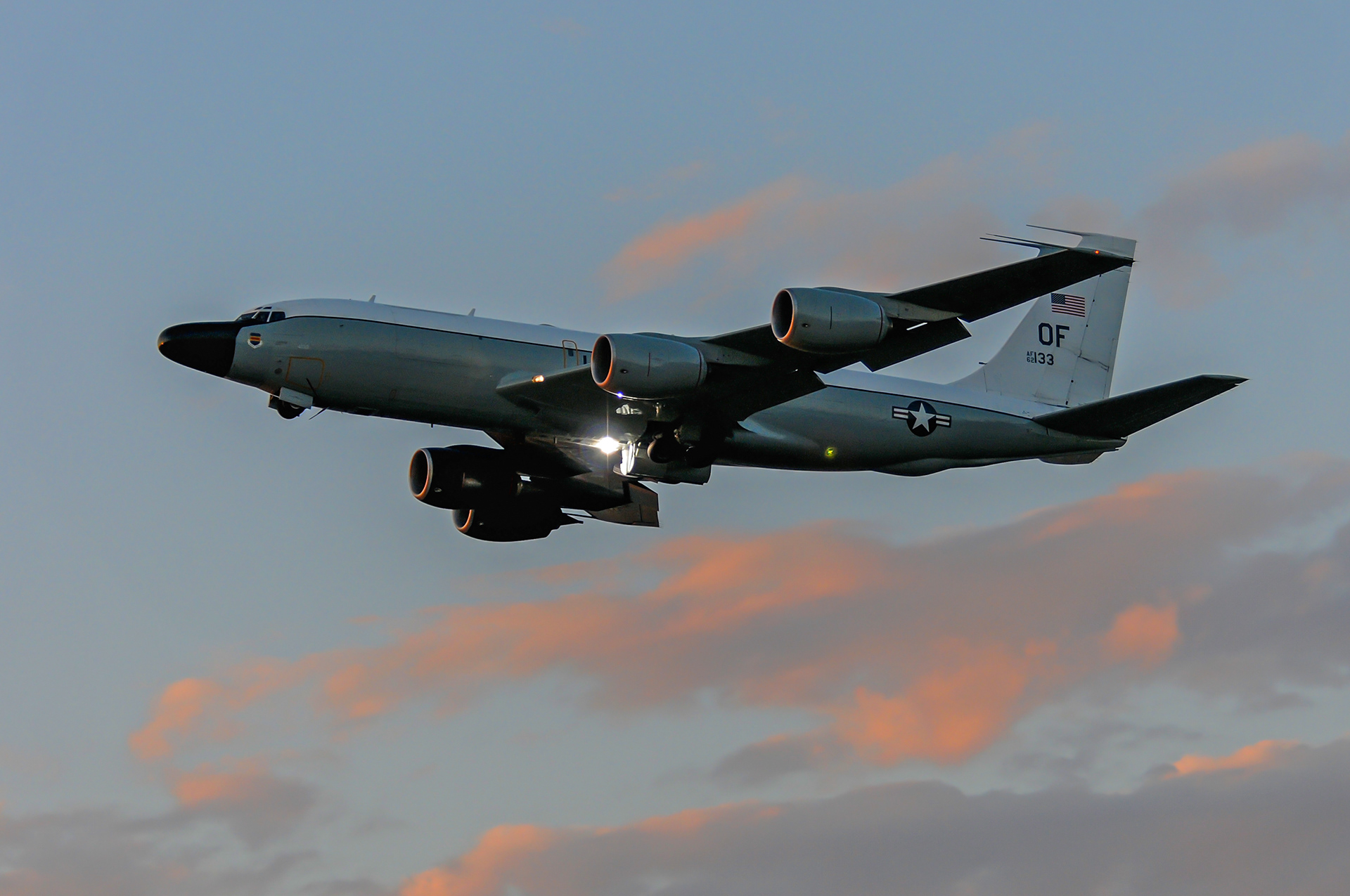 HAZER'S FLIGHTLINE RC135 RIVET JOINT