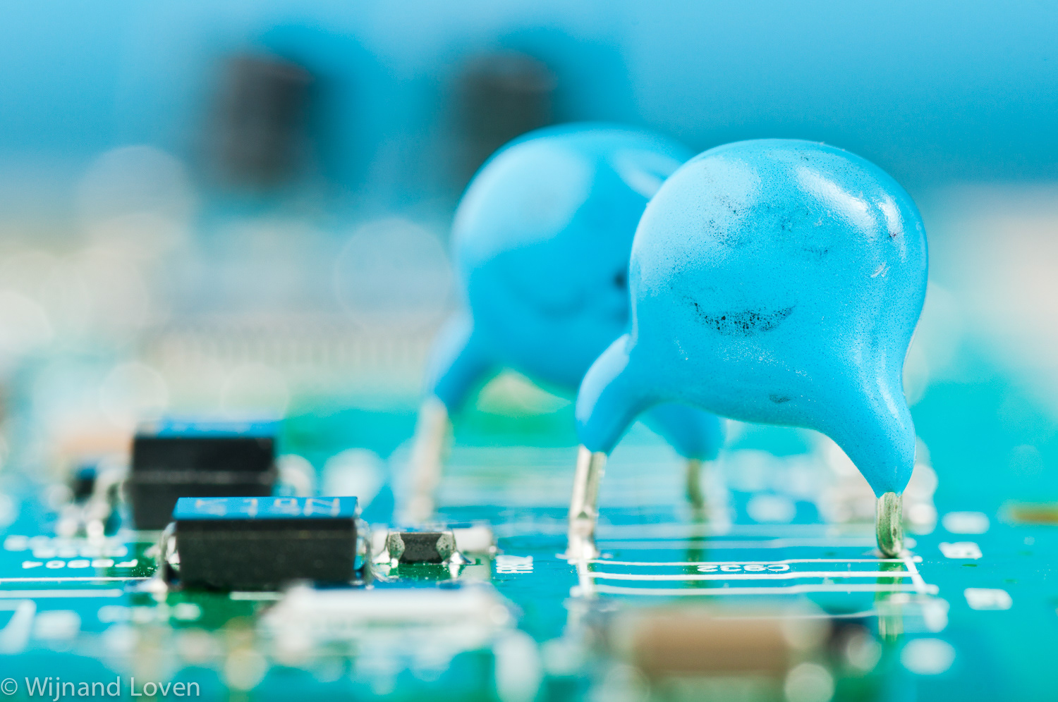 Macro photography of electronic components