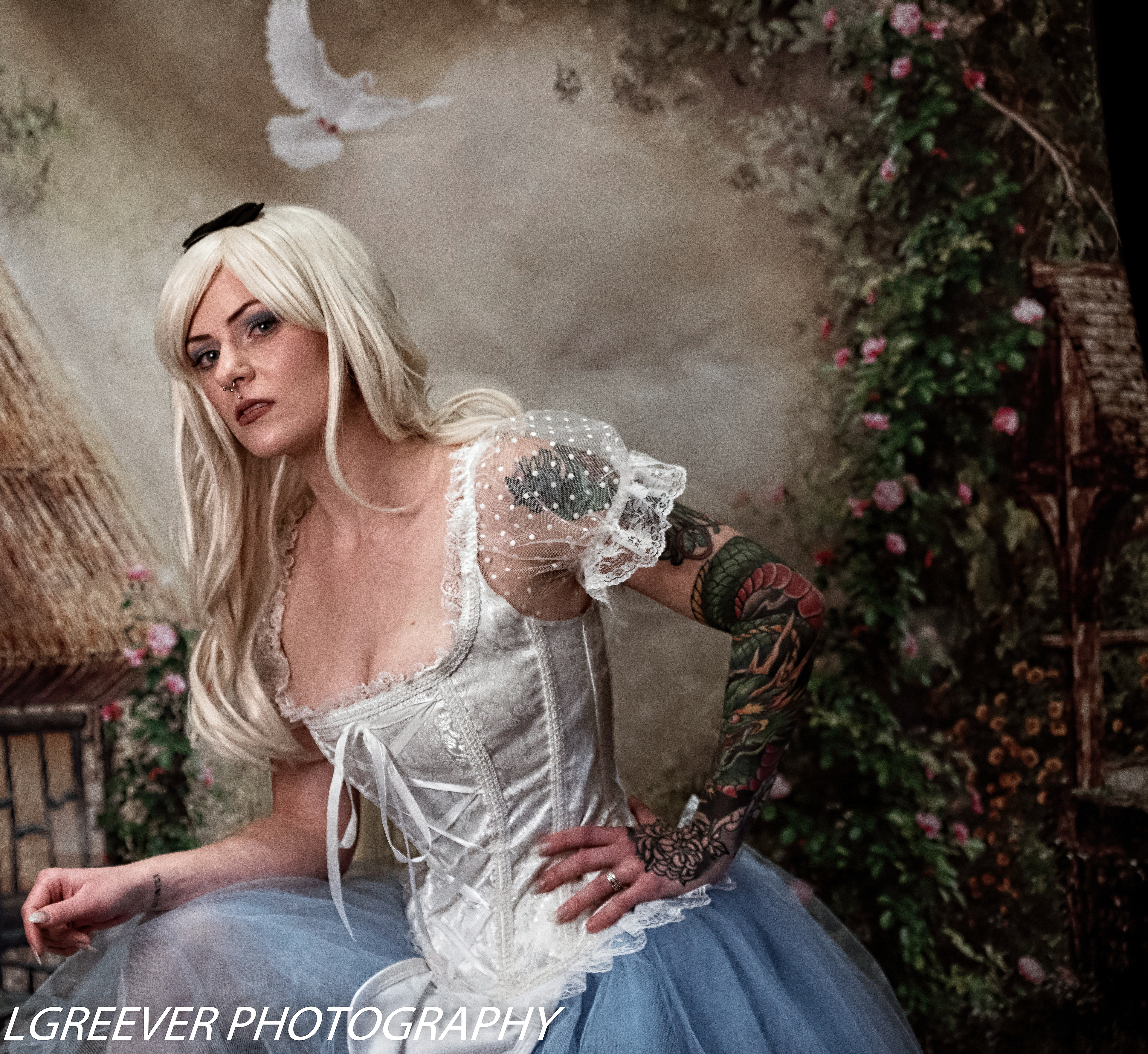 Lynn Greever COSPLAY ALICE IN WONDERLAND S