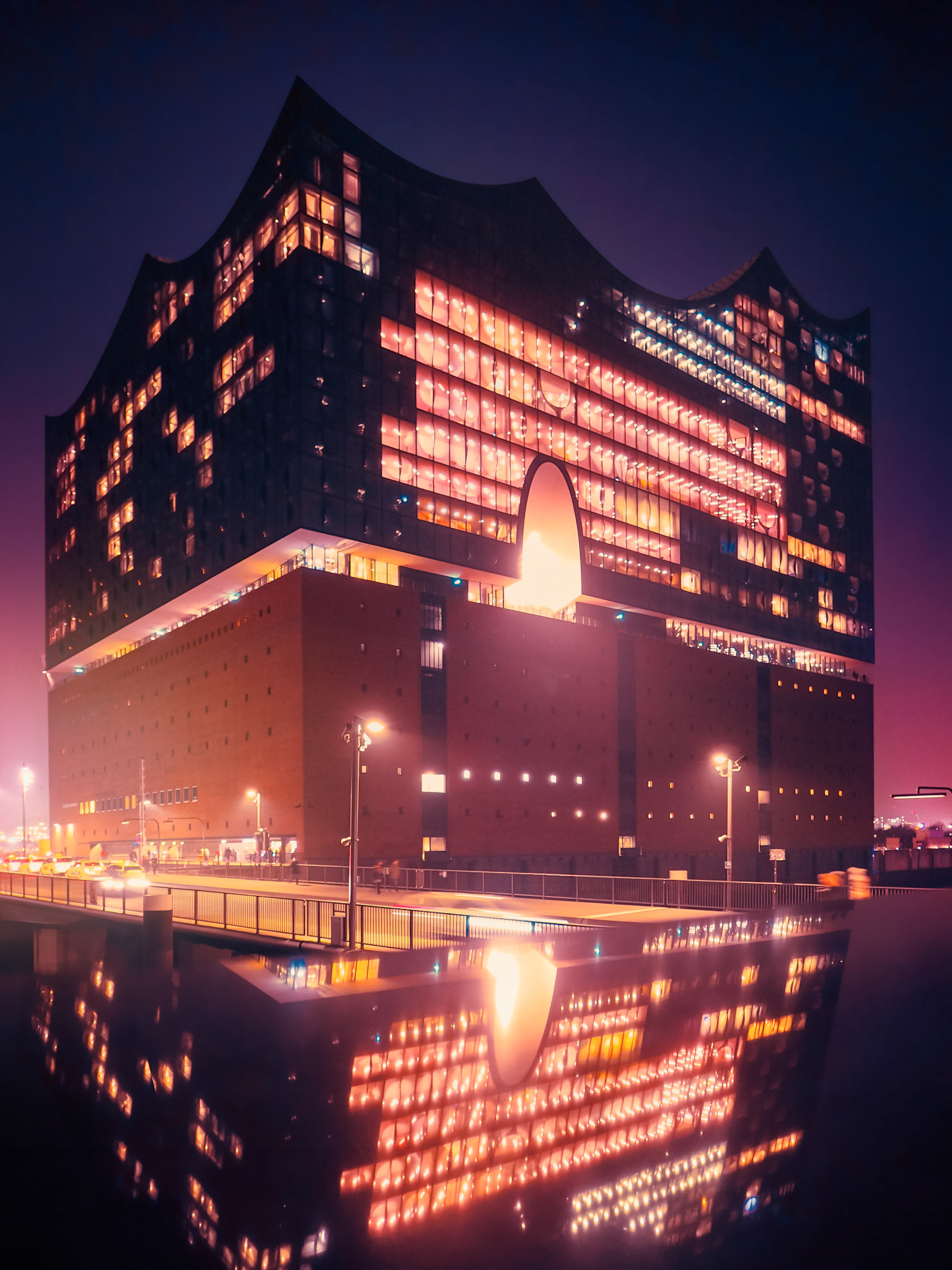 #N10020_Violet Elphi-Mirror