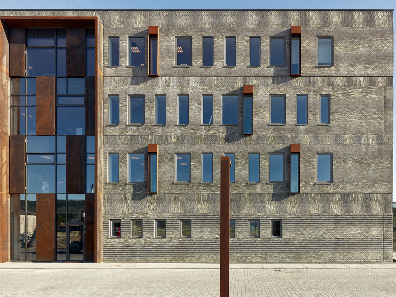 MADS FREDERIK ARCHITECTURAL PHOTOGRAPHY Baker Tilly Office Space