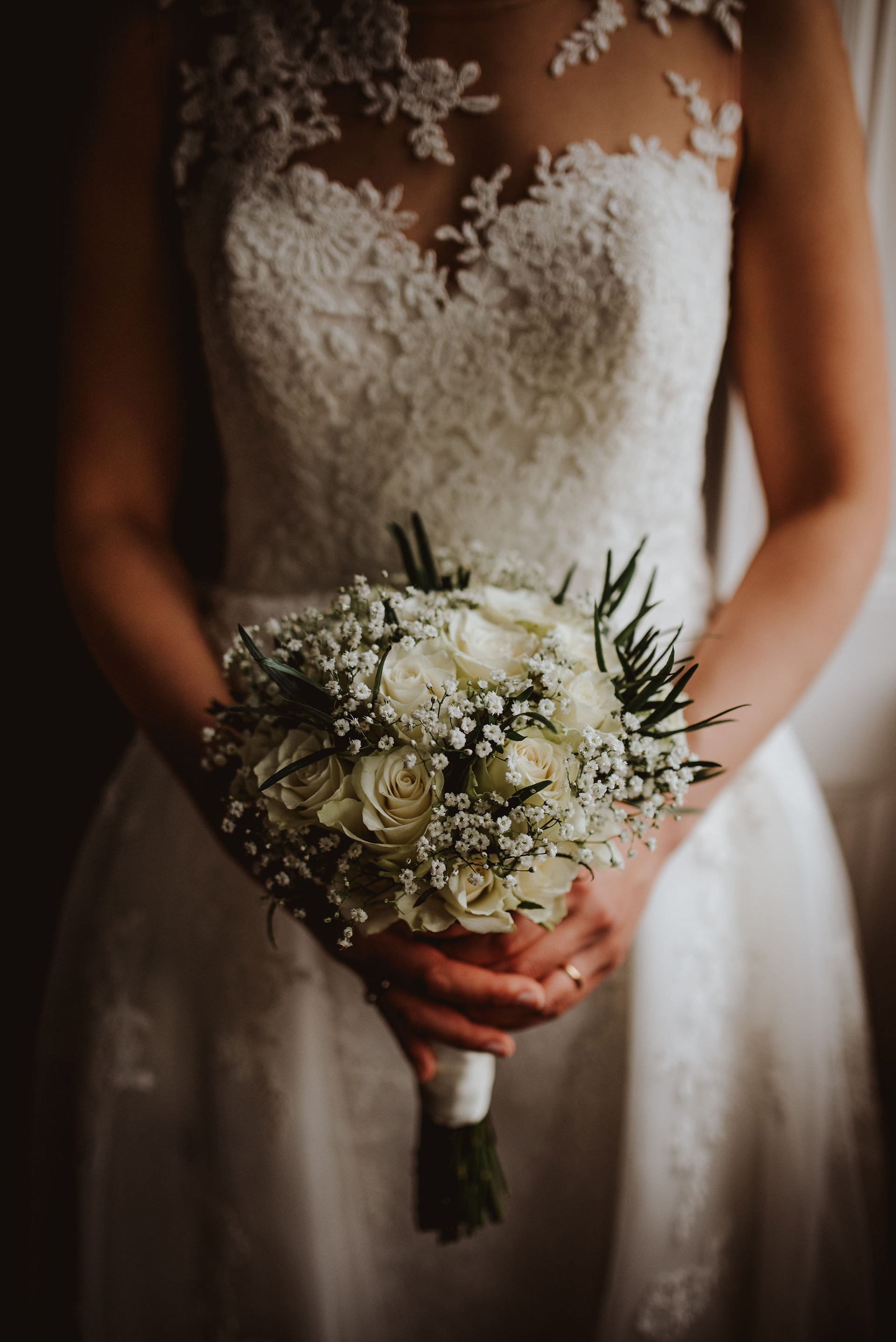 bridal bouquet photos
