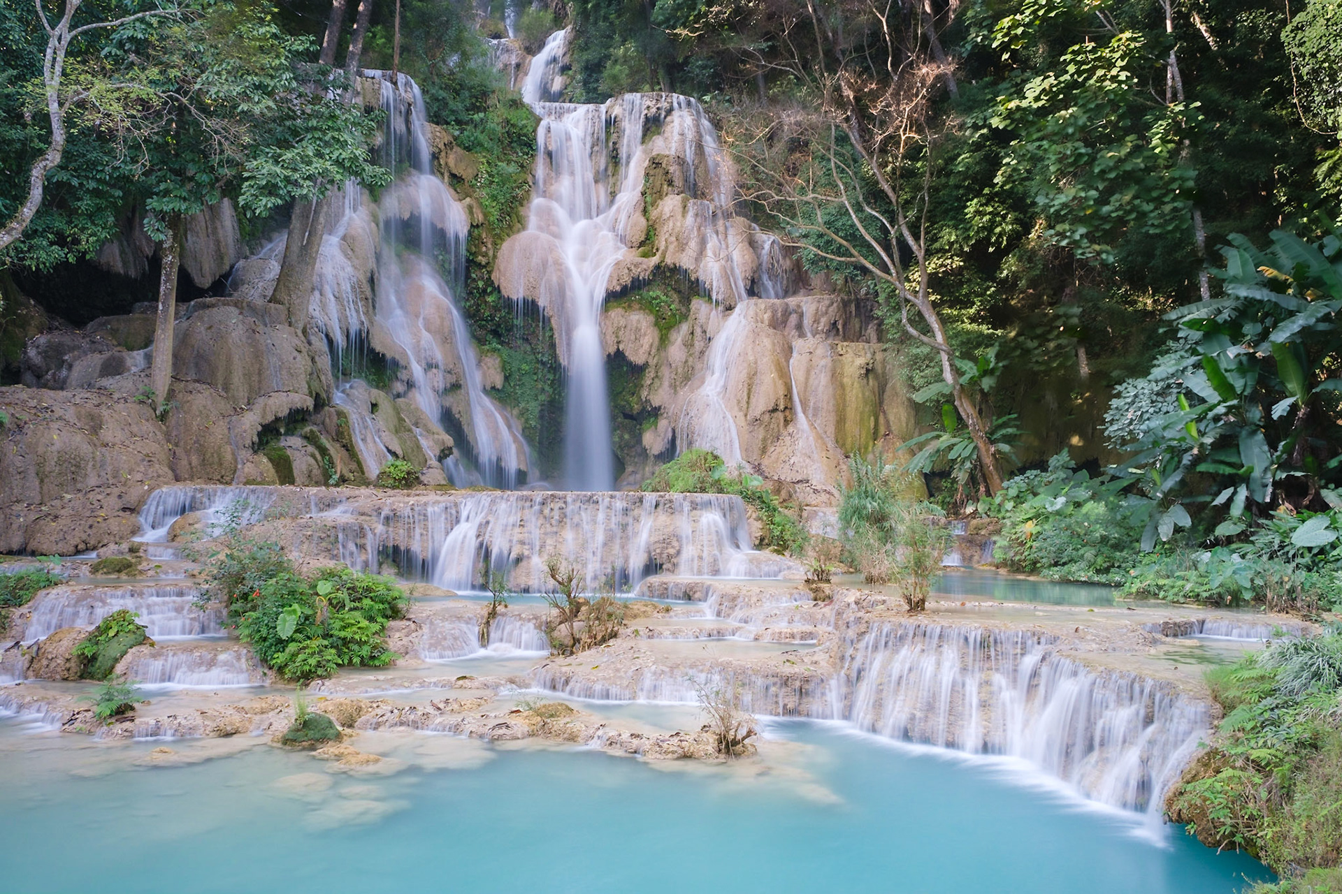 Kuang si waterfall