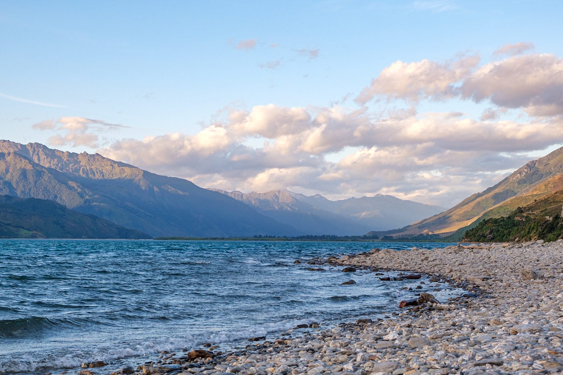 freedom camping lake wanaka