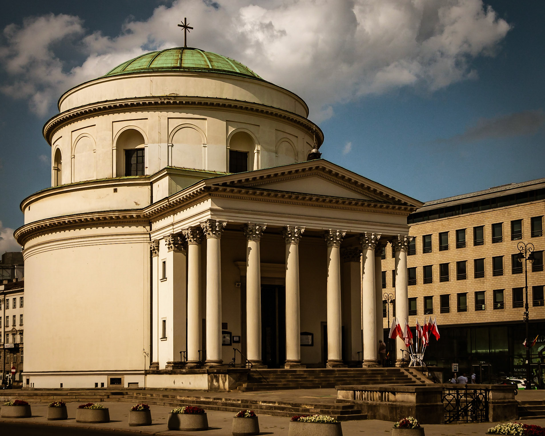 St. Alexander's Church in 3 Crosses Square