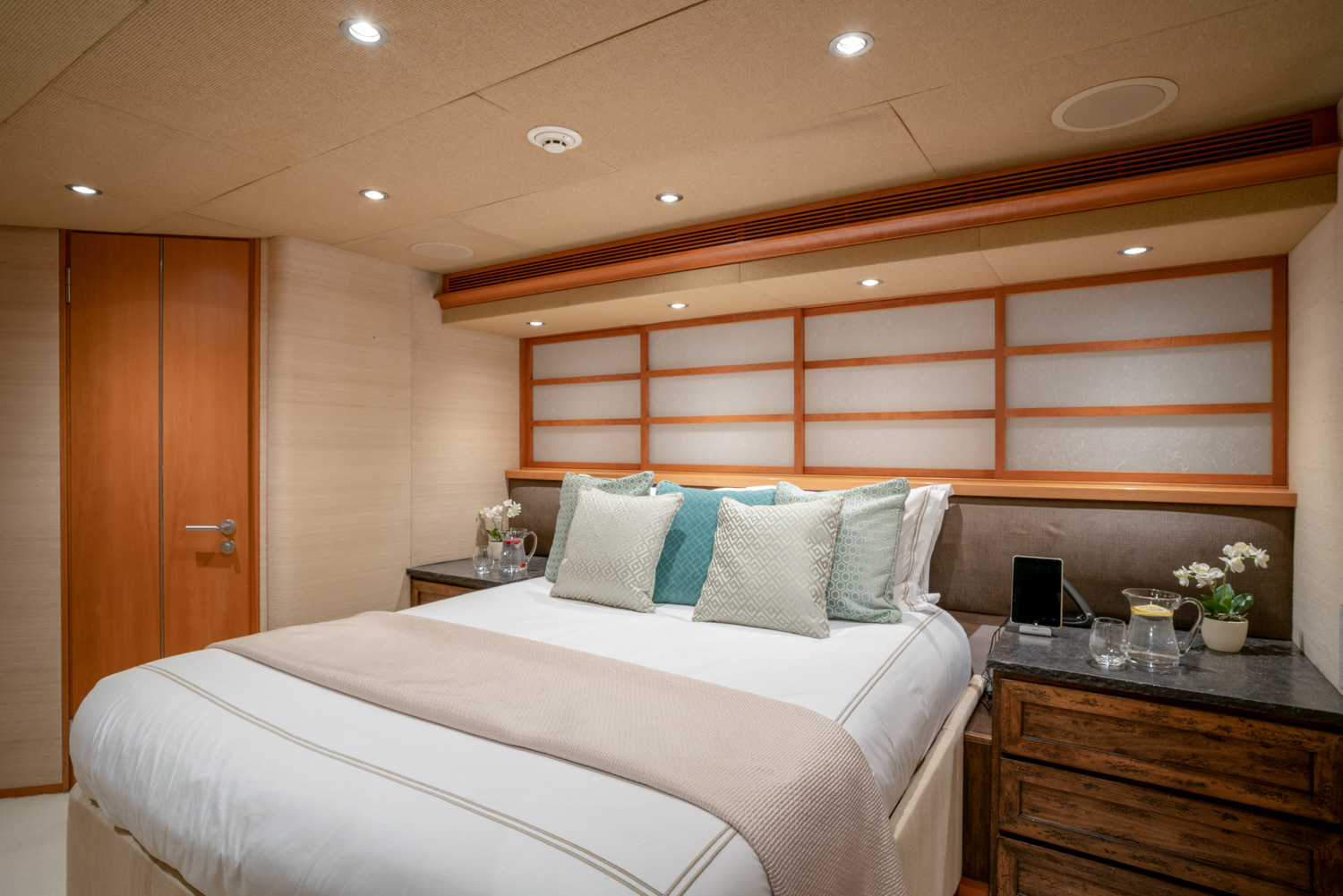 Yacht Cabin photo