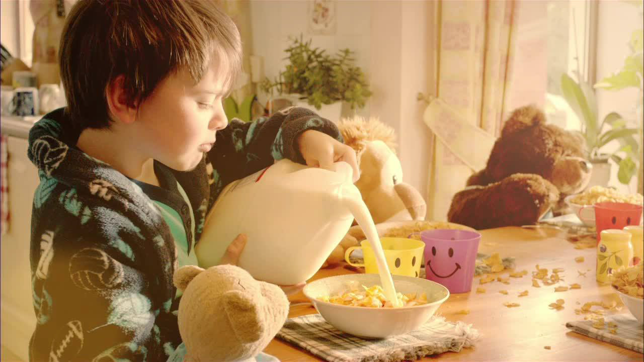 Teddy Bears' breakfast - spec commercial